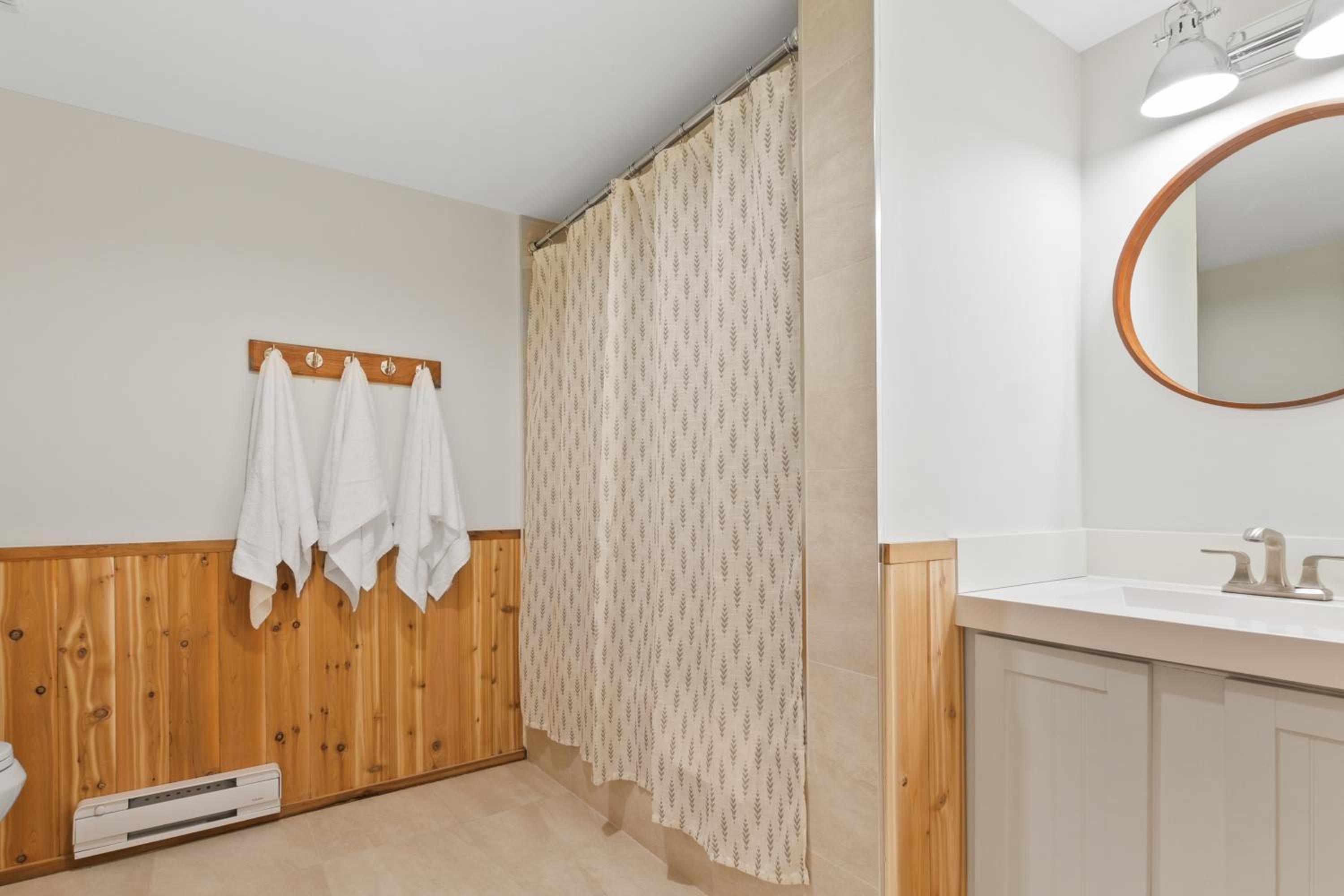 Lovely 3 Bedroom Wintergreen Retreat w Sauna