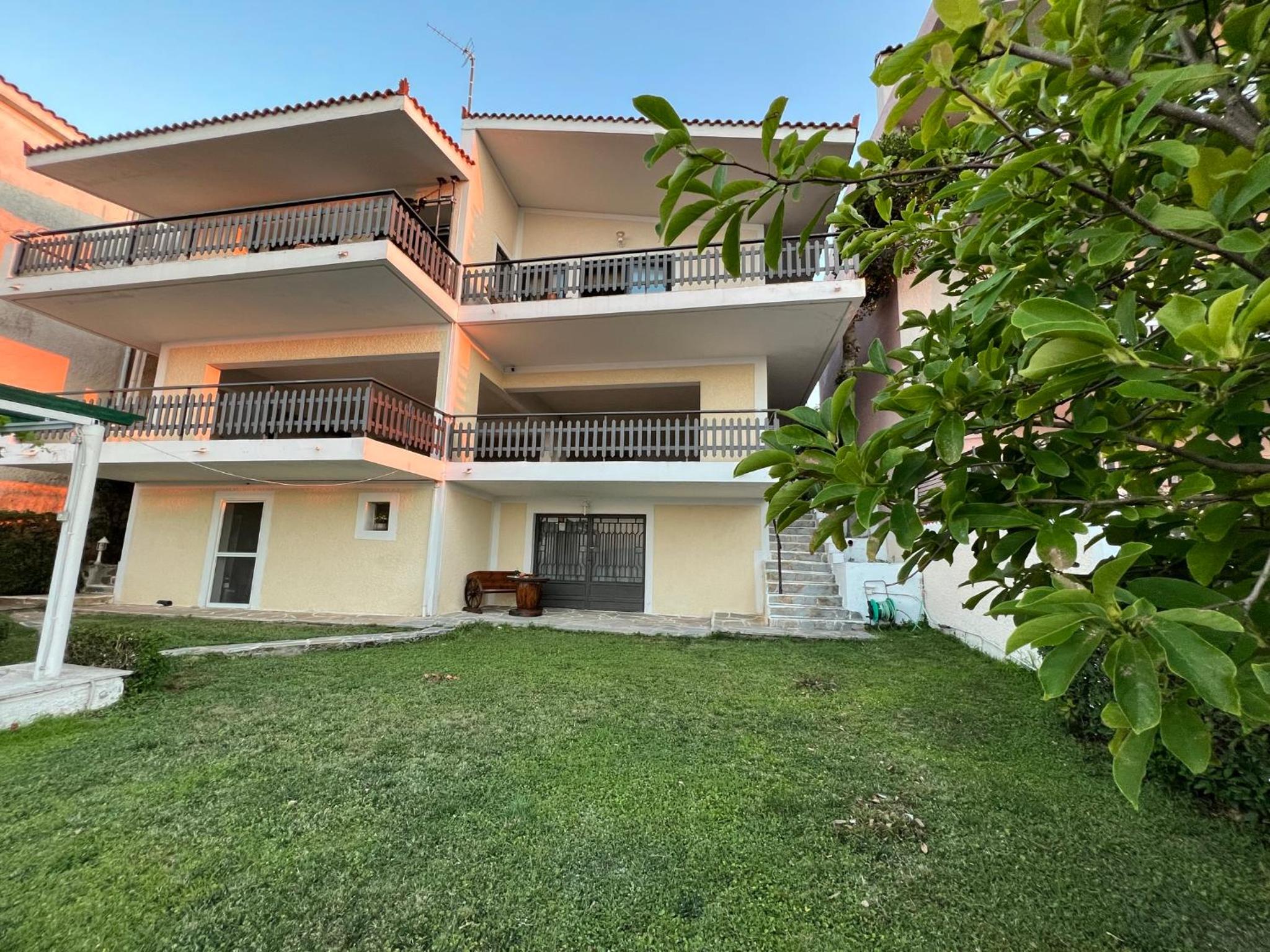Holiday Home With Unique Views And Private Garden view 4