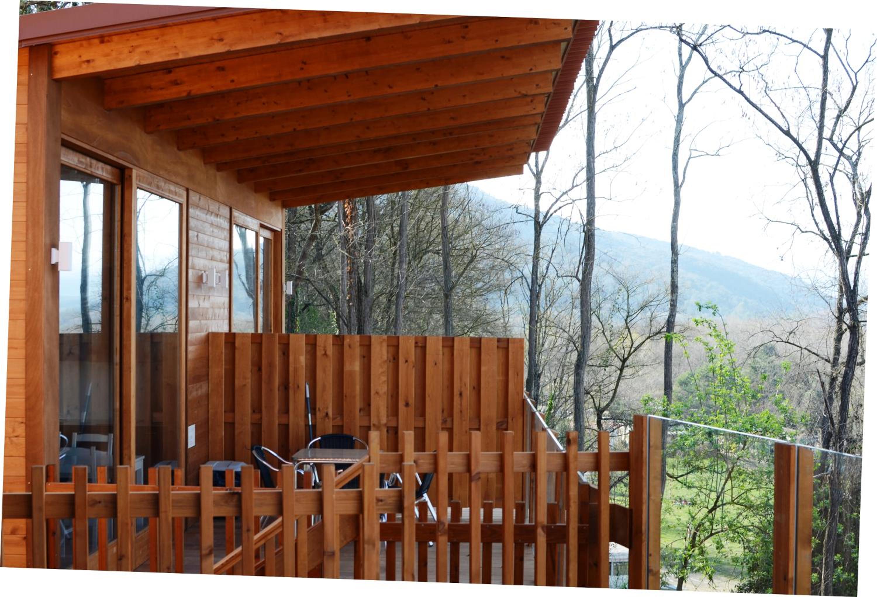 CAMPING DE BESALU