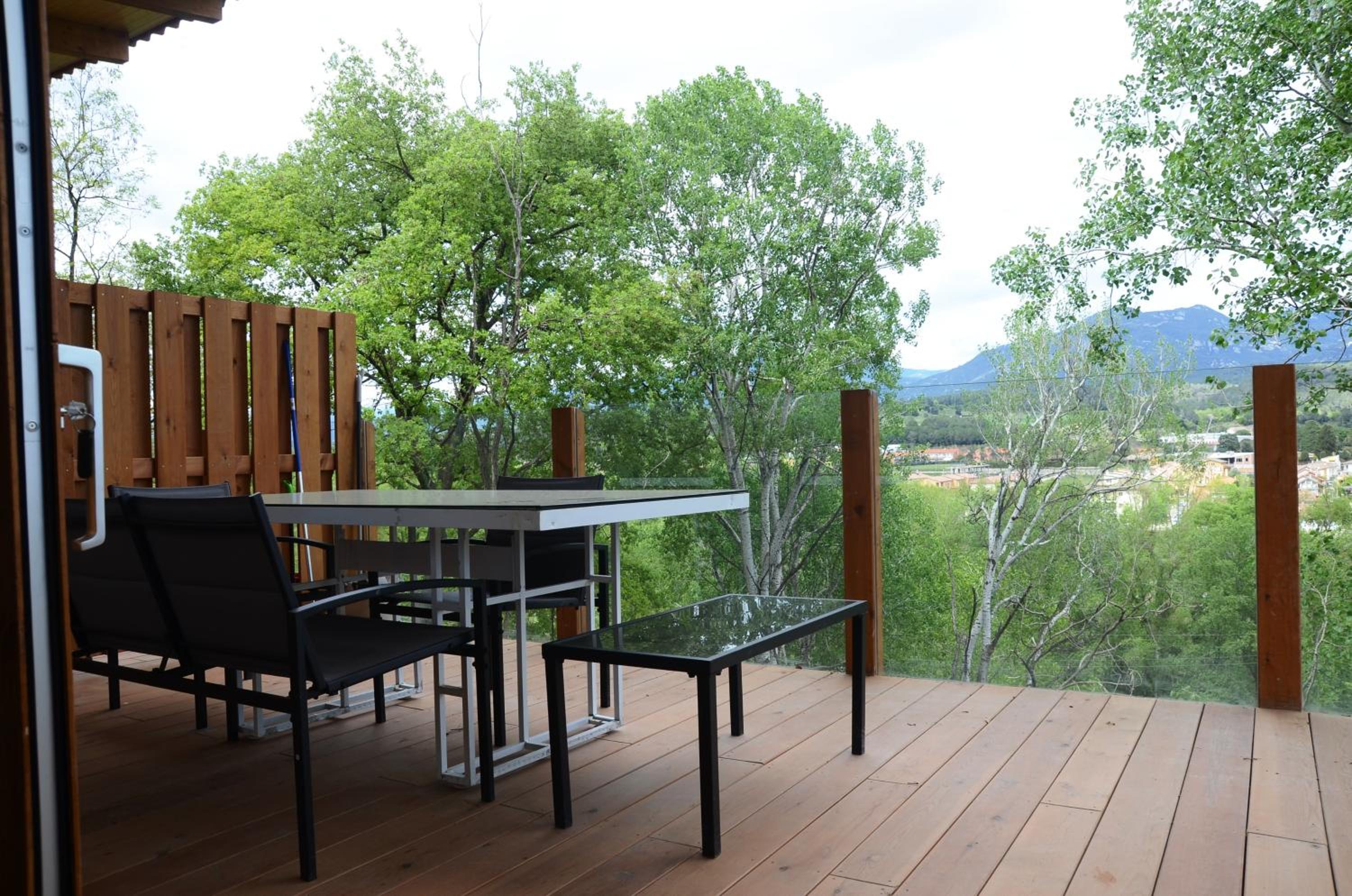 CAMPING DE BESALU