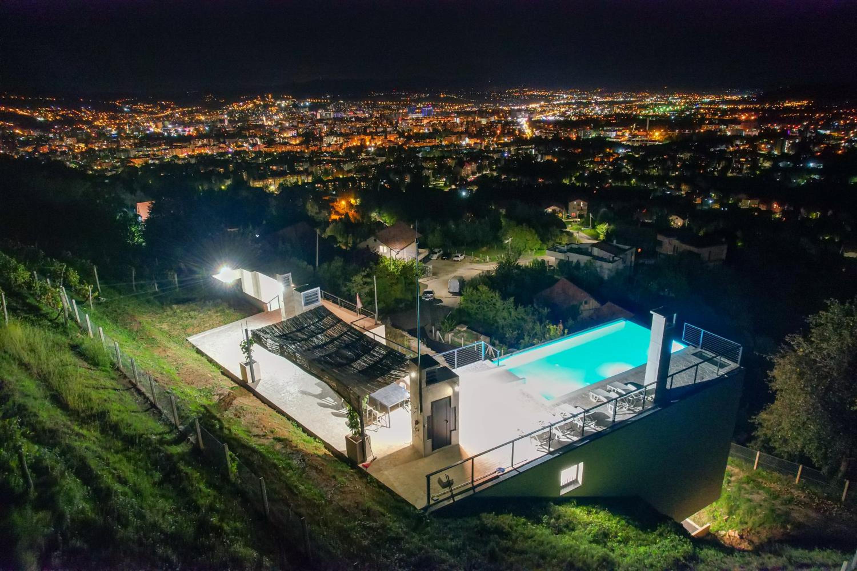 Villa Wineyard - VinoGrad view 3