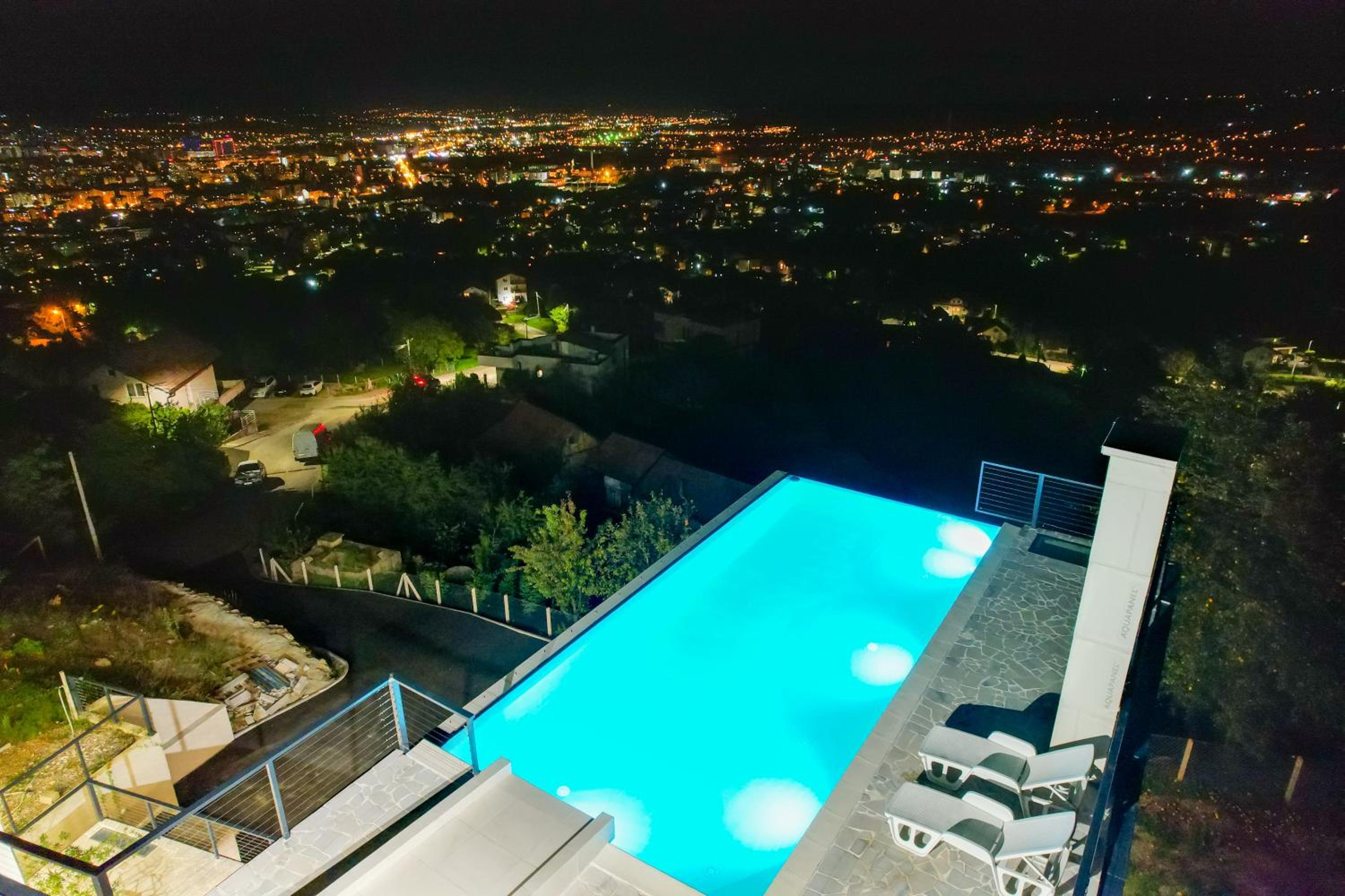 Villa Wineyard - VinoGrad view 5