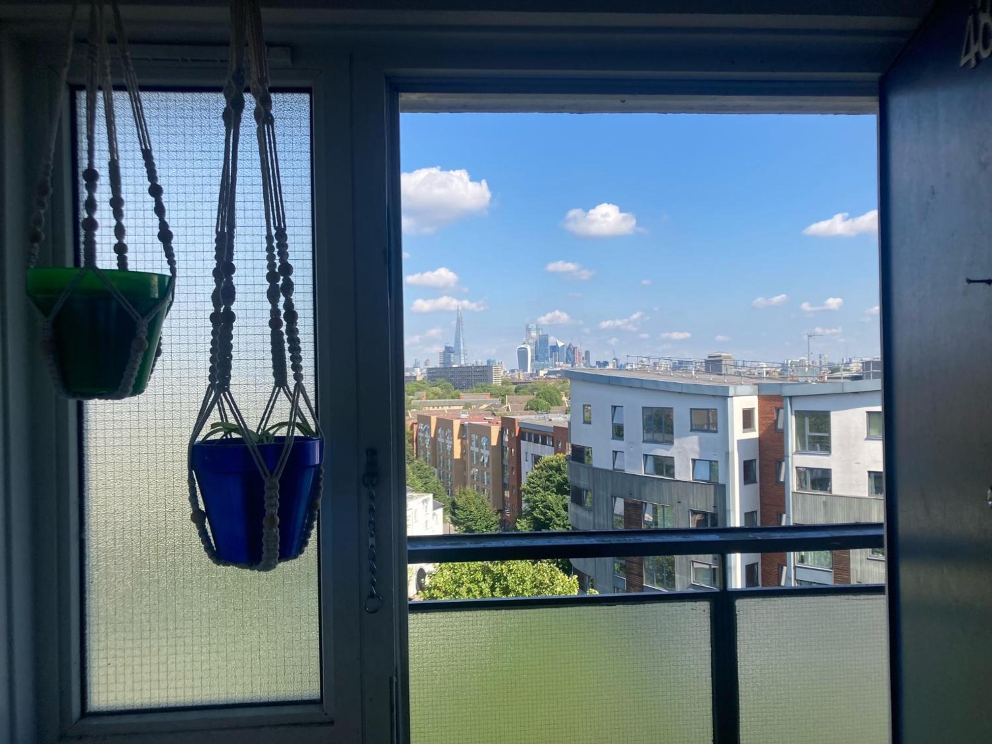 Bright and spacious 1 bed flat in Camberwell