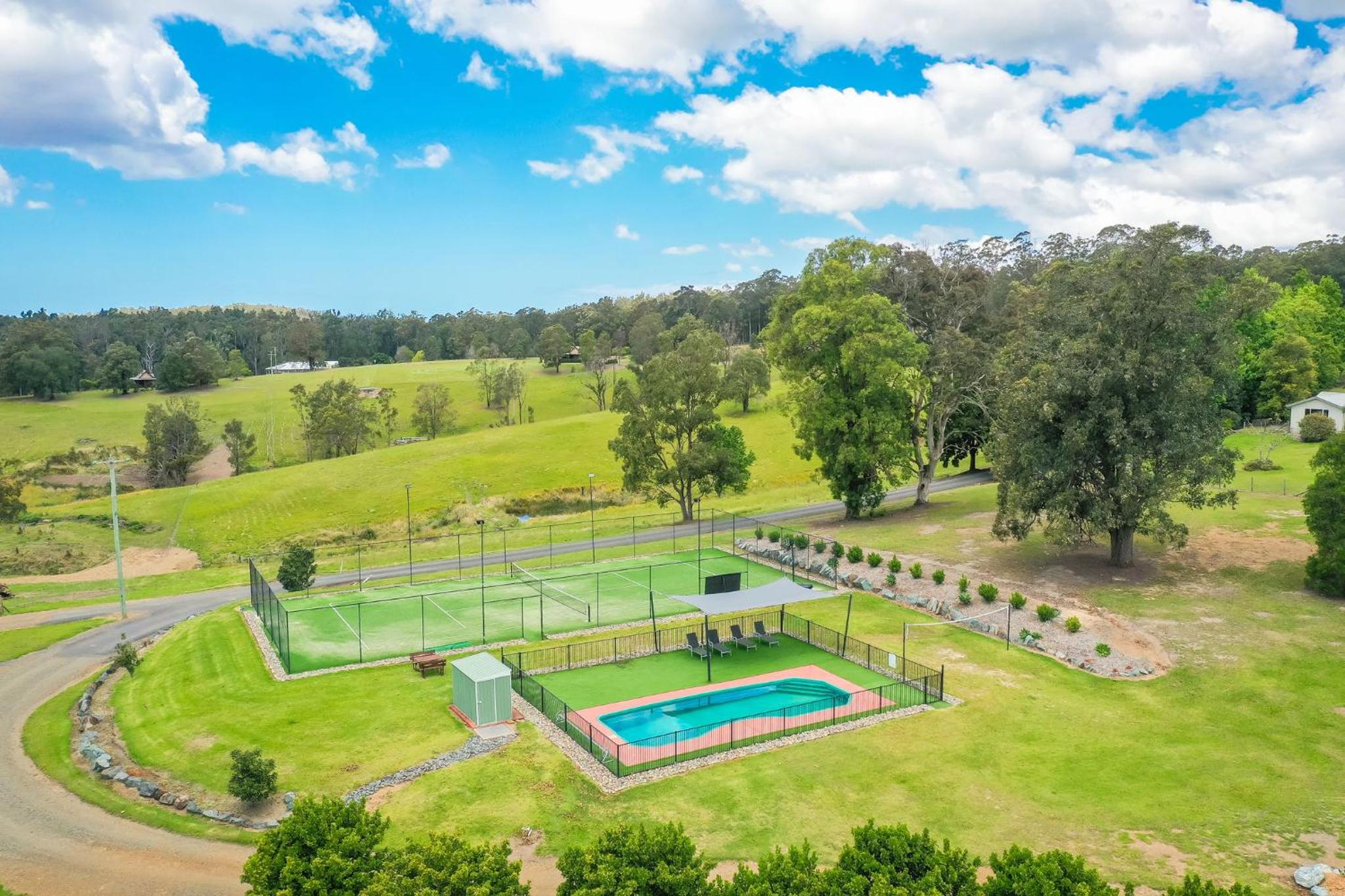 Clarendon Forest Retreat