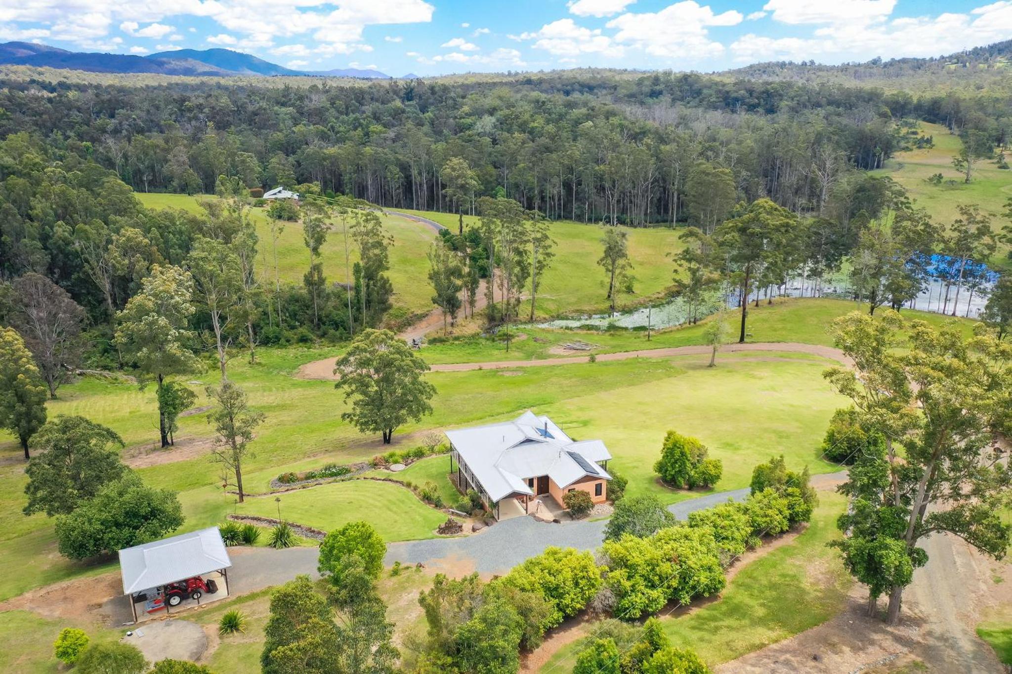 Clarendon Forest Retreat