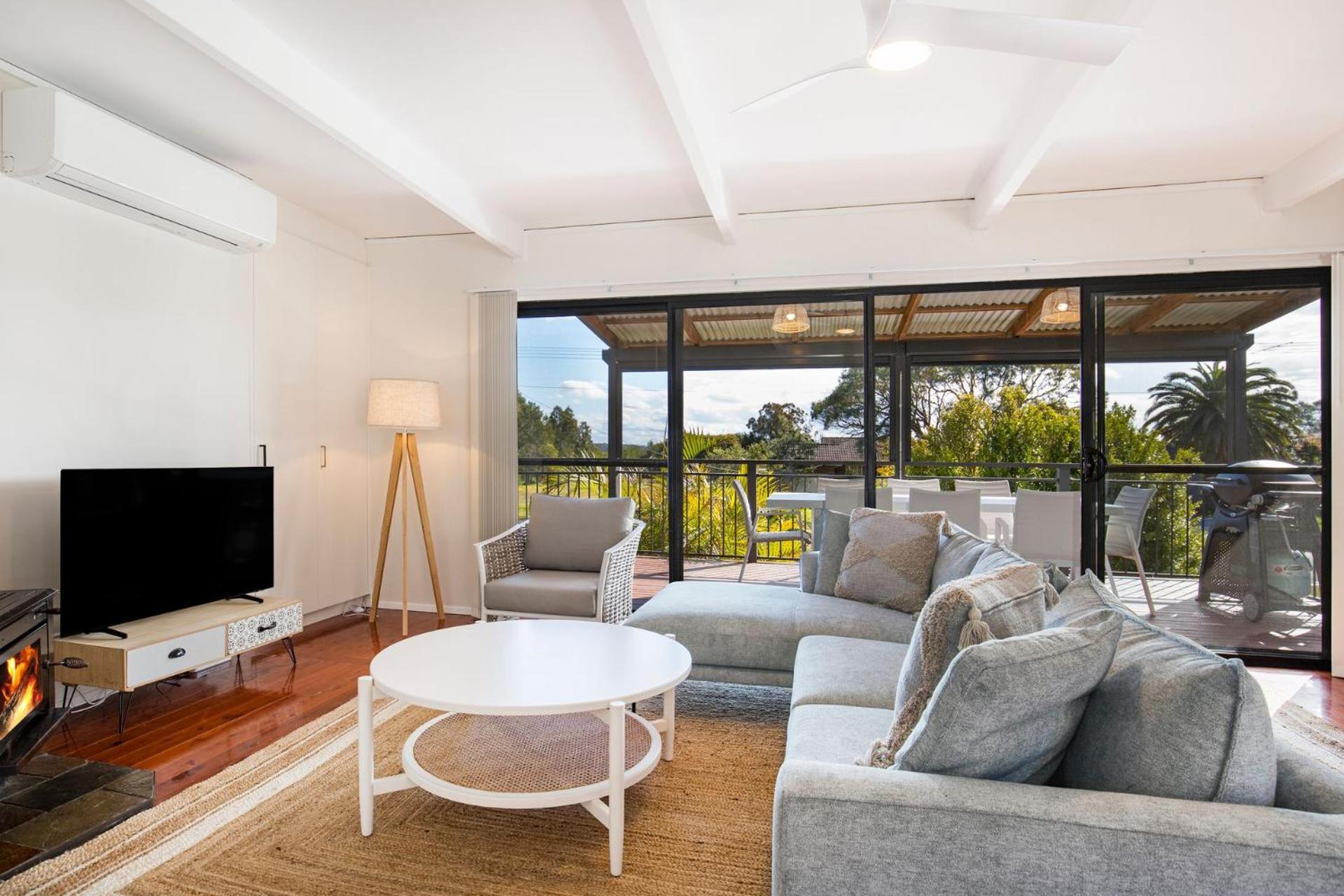 Curleys Sunsets Pet Friendly 10 Mins Walk to Beach