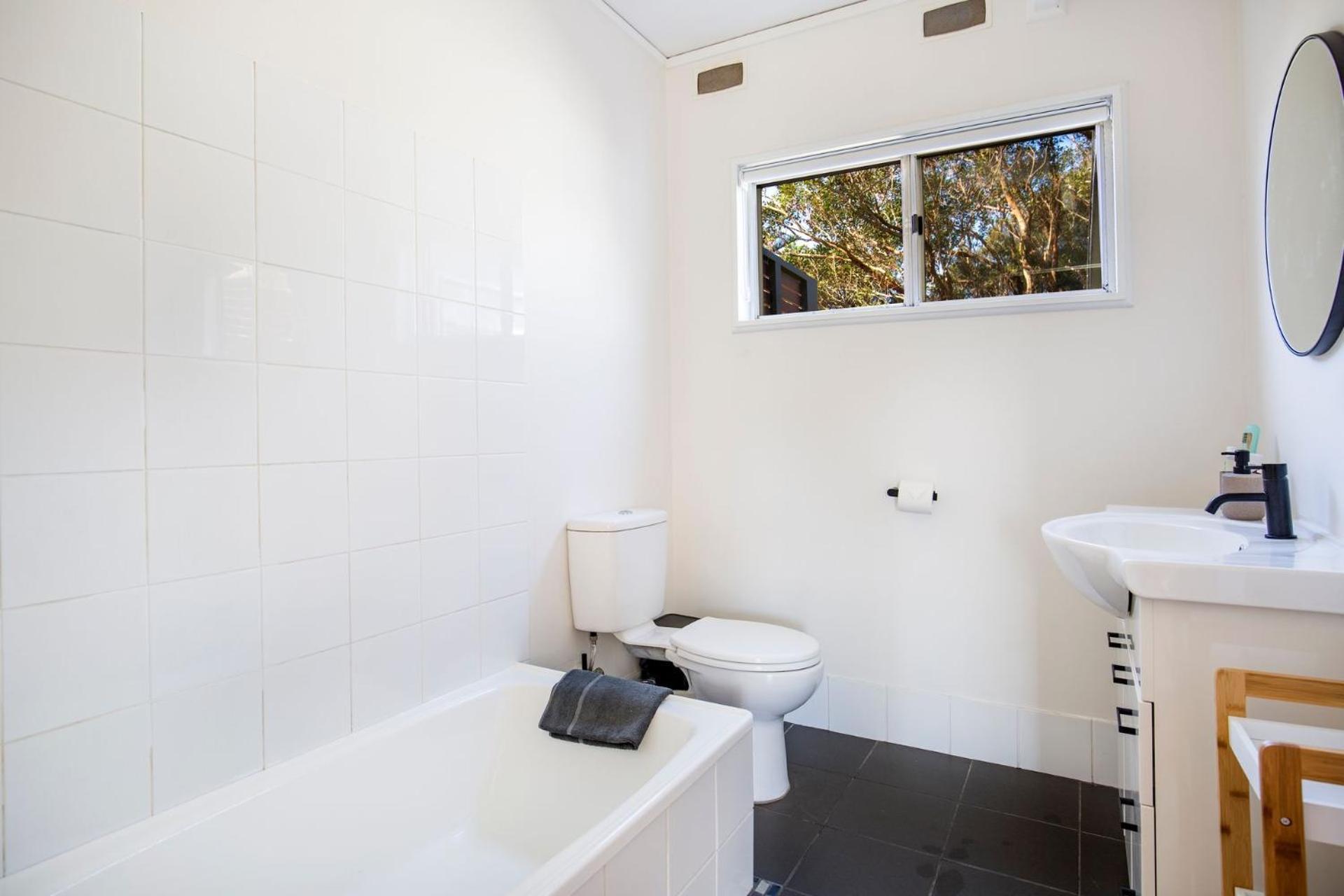Curleys Sunsets Pet Friendly 10 Mins Walk to Beach