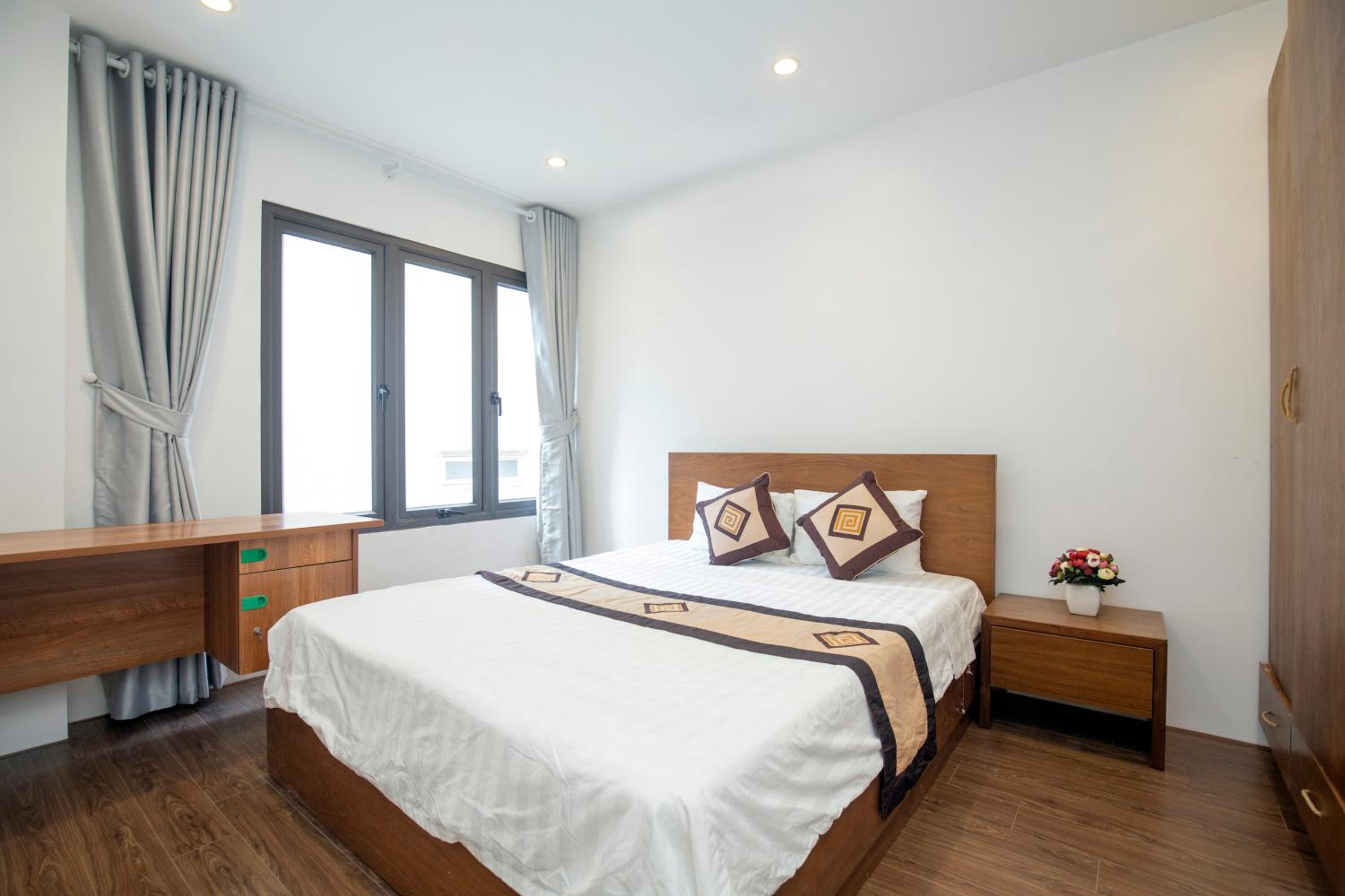 Sumitomo Tower-1 Bed Apartment & Hotel