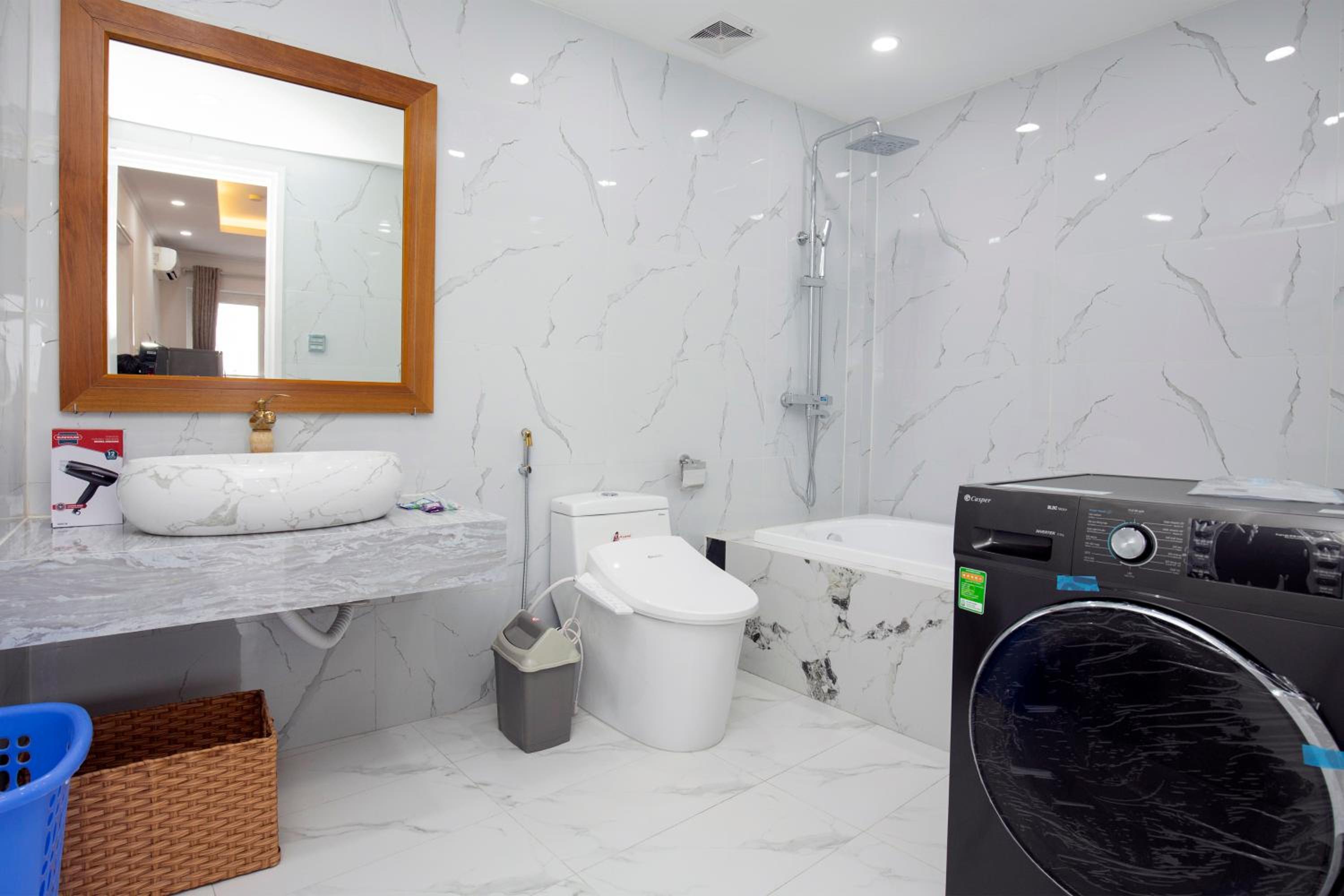Sumitomo Tower-1 Bed Apartment & Hotel