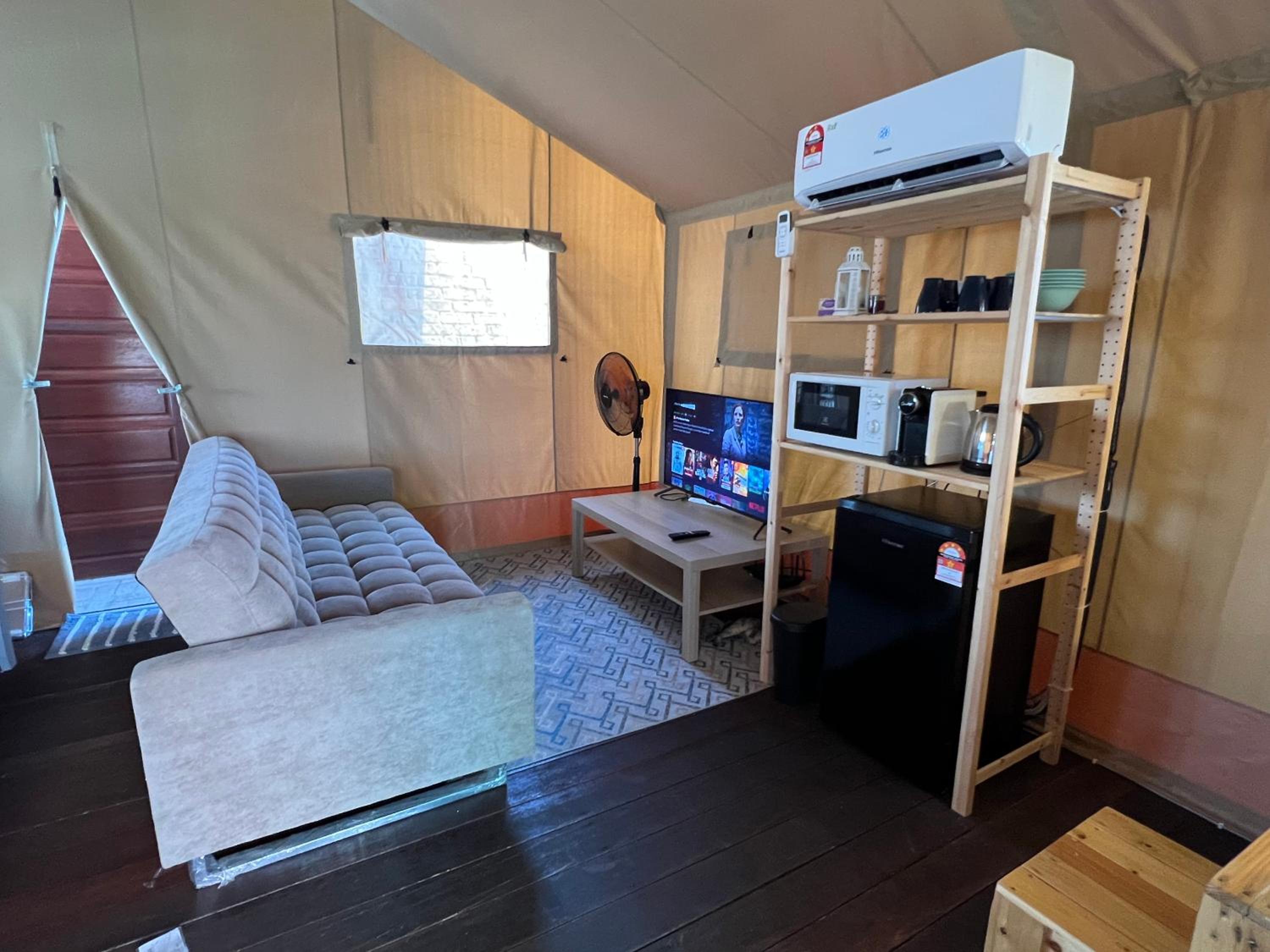 Rembulan Escape - Beachfront safari tent photo 4