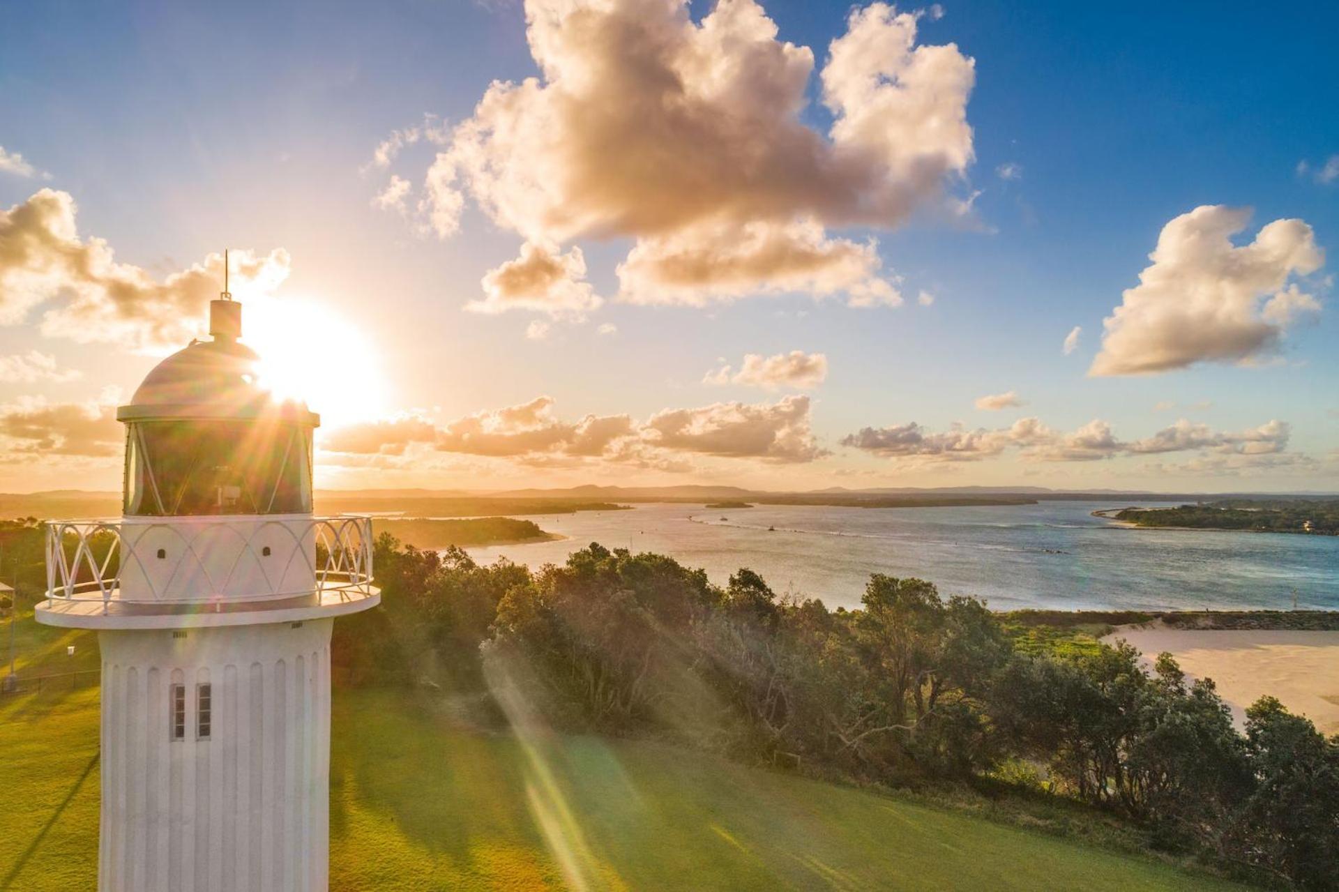Bella BAY Four Bedroom Home - Prime Location - Holiday Yamba