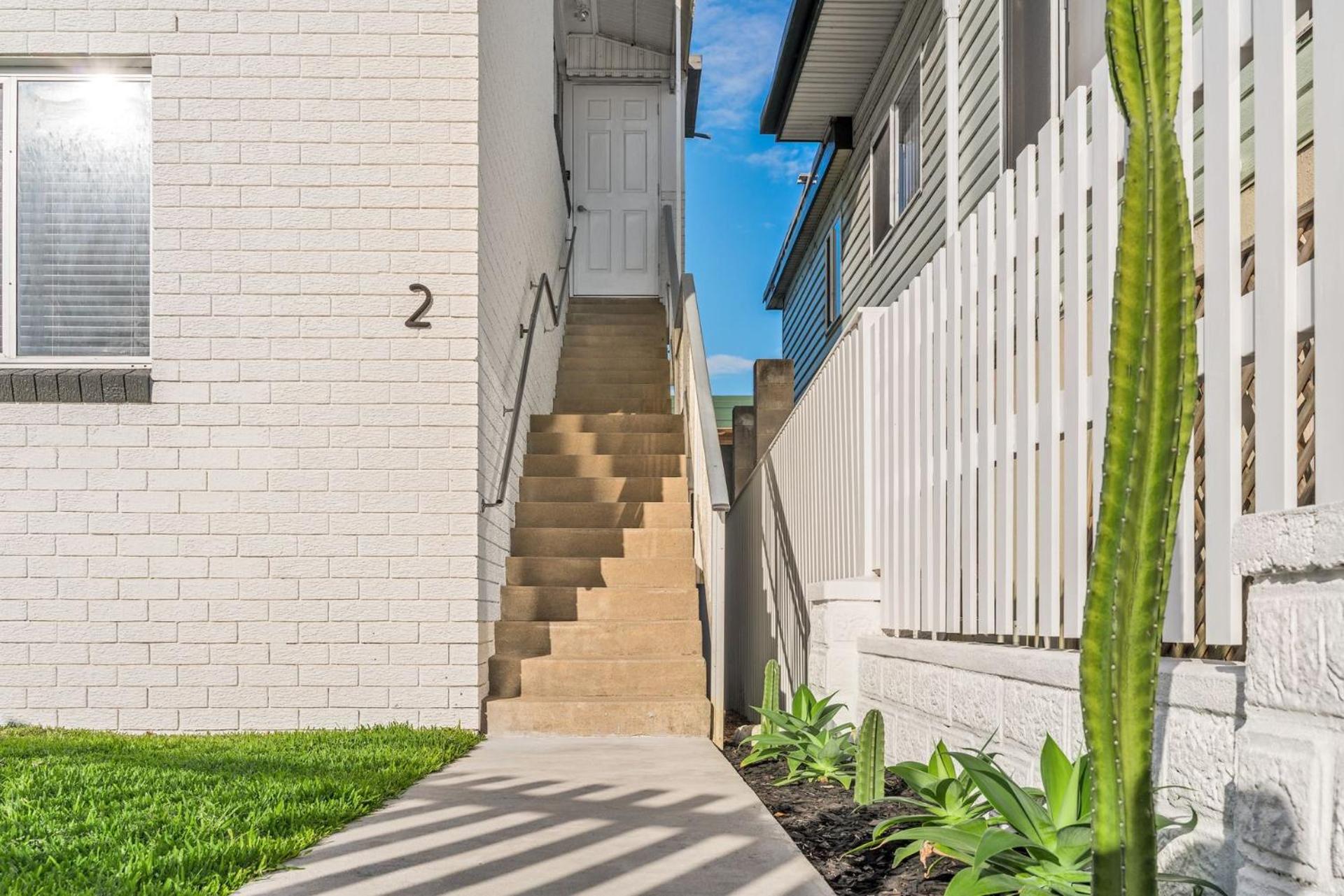 Bella BAY Four Bedroom Home - Prime Location - Holiday Yamba