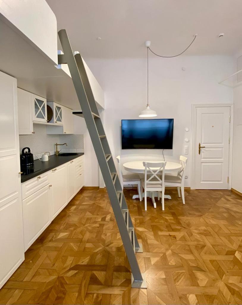 Photo 34