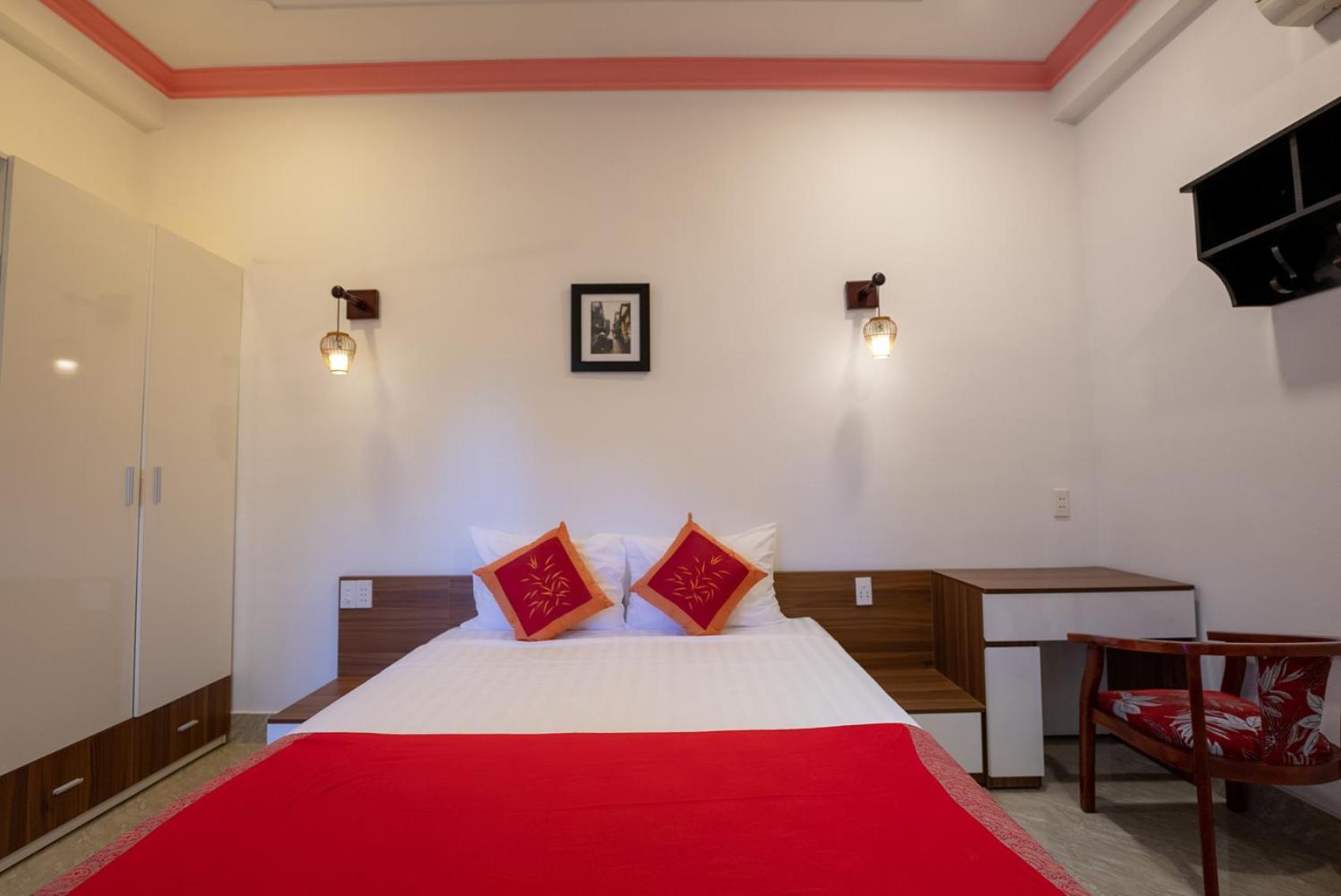 Hung Do Beach Homestay
