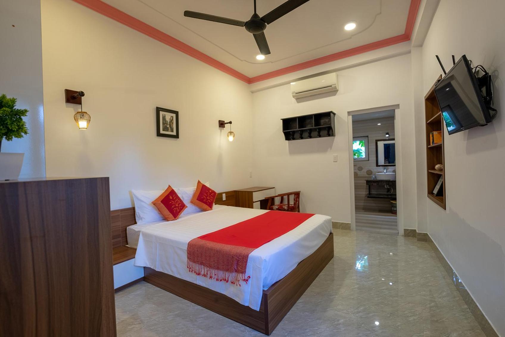 Hung Do Beach Homestay