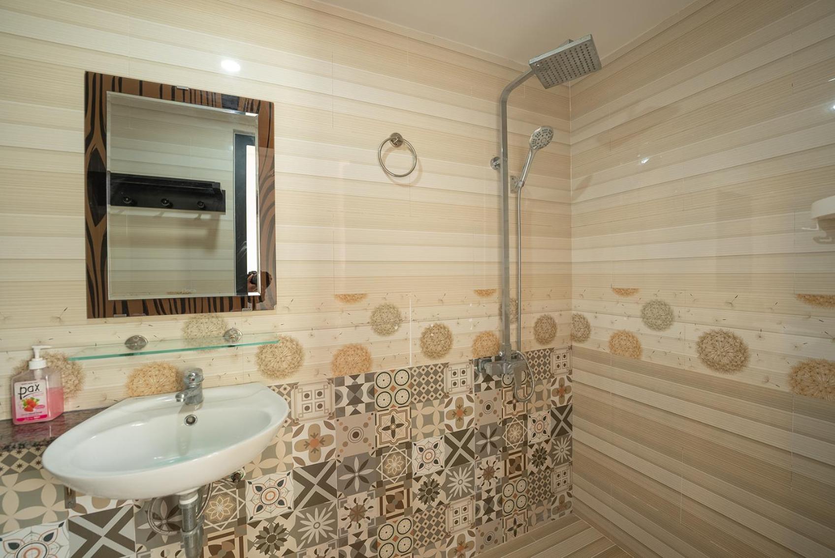 Hung Do Beach Homestay