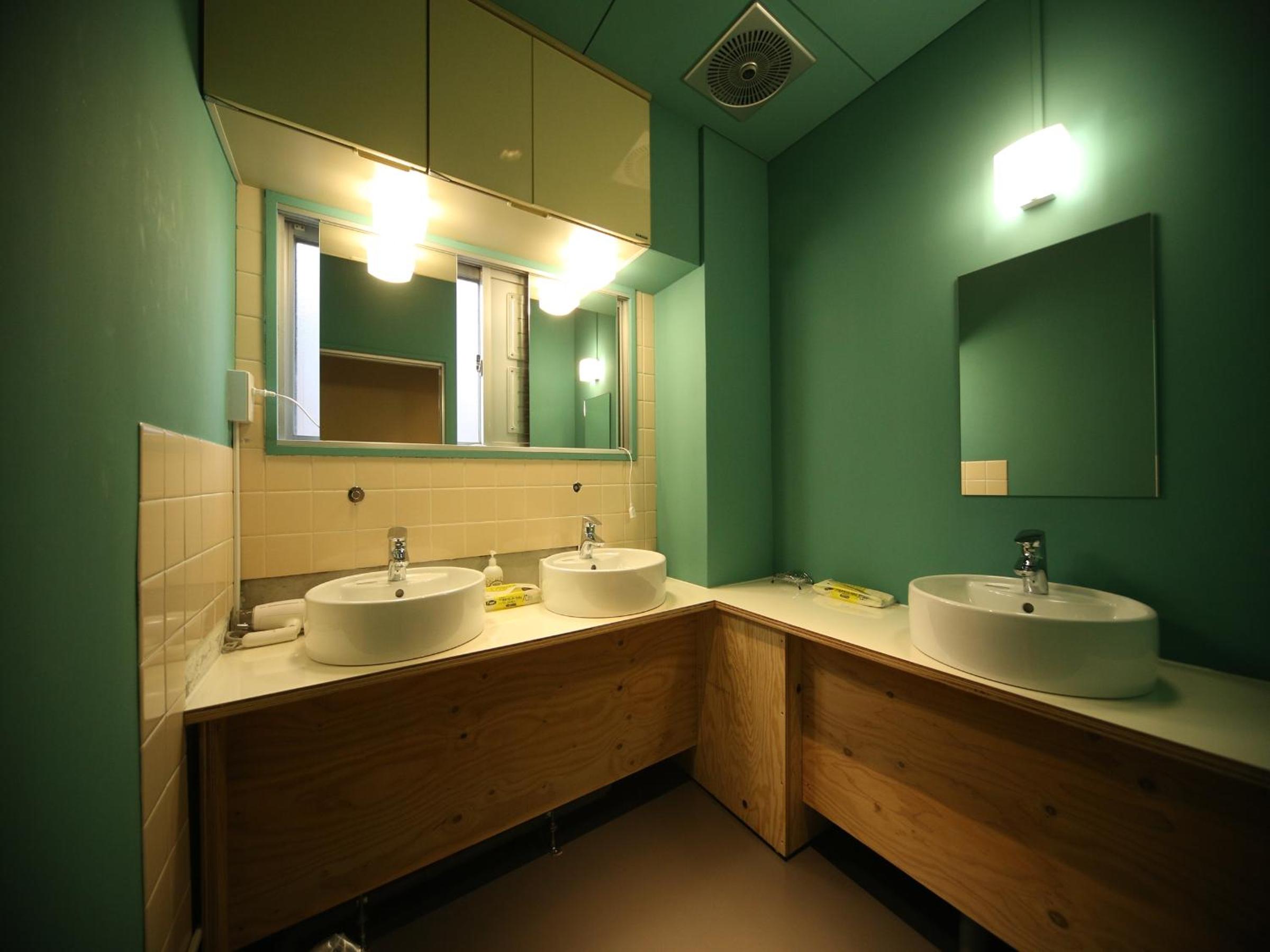 TRAVEL&BOOK HOTEL HULATONCABIN TAKAMATSU