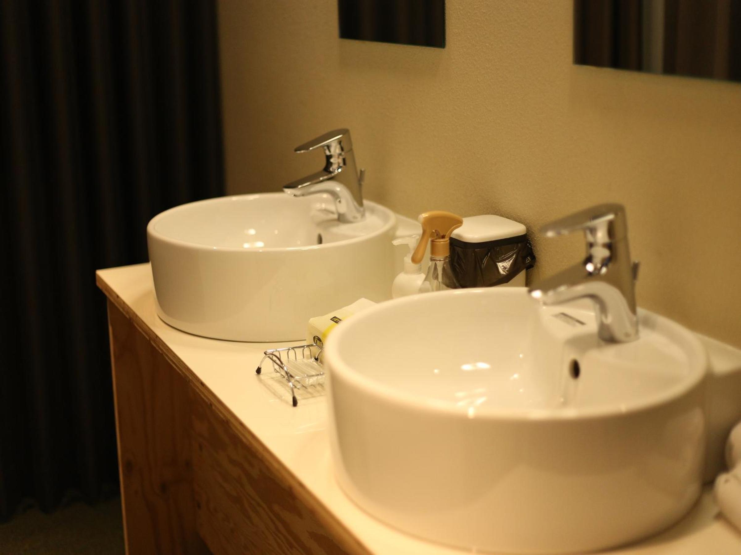 TRAVEL&BOOK HOTEL HULATONCABIN TAKAMATSU