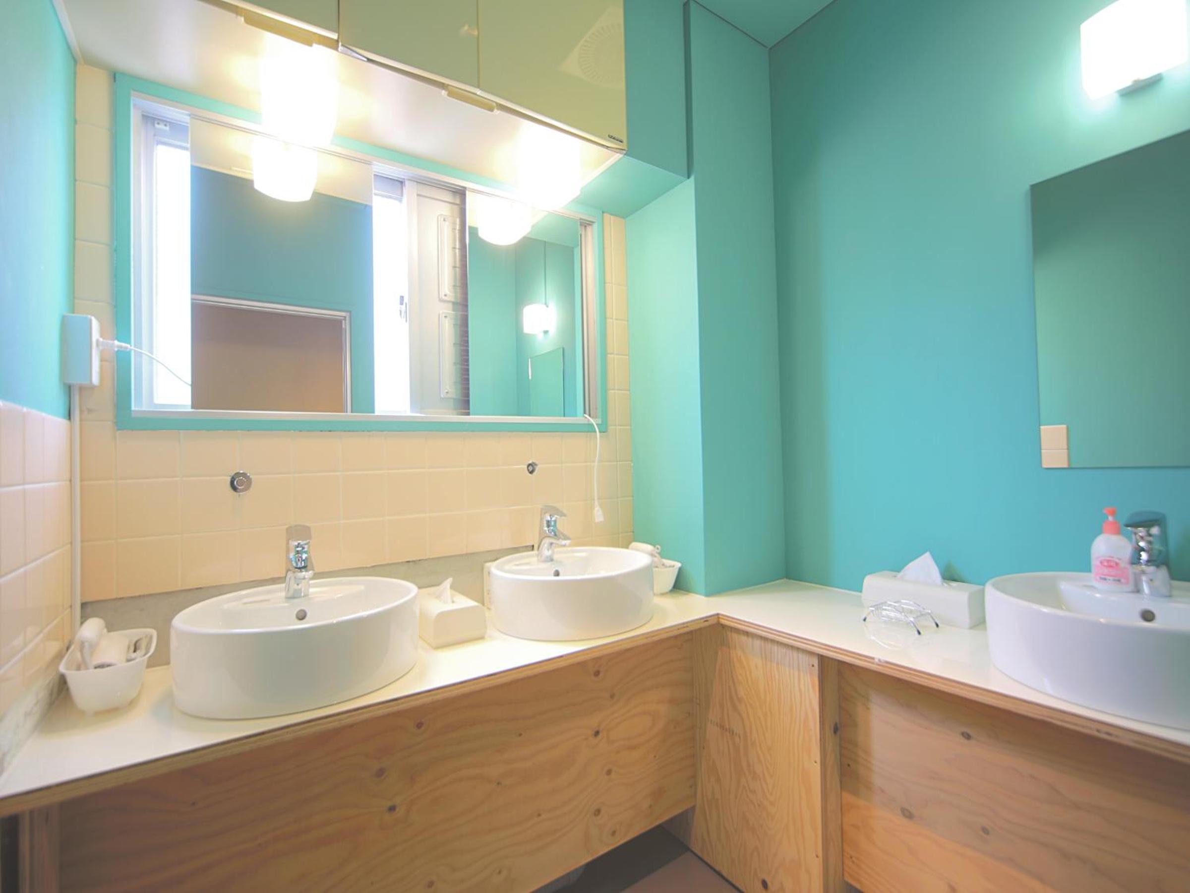 TRAVEL&BOOK HOTEL HULATONCABIN TAKAMATSU