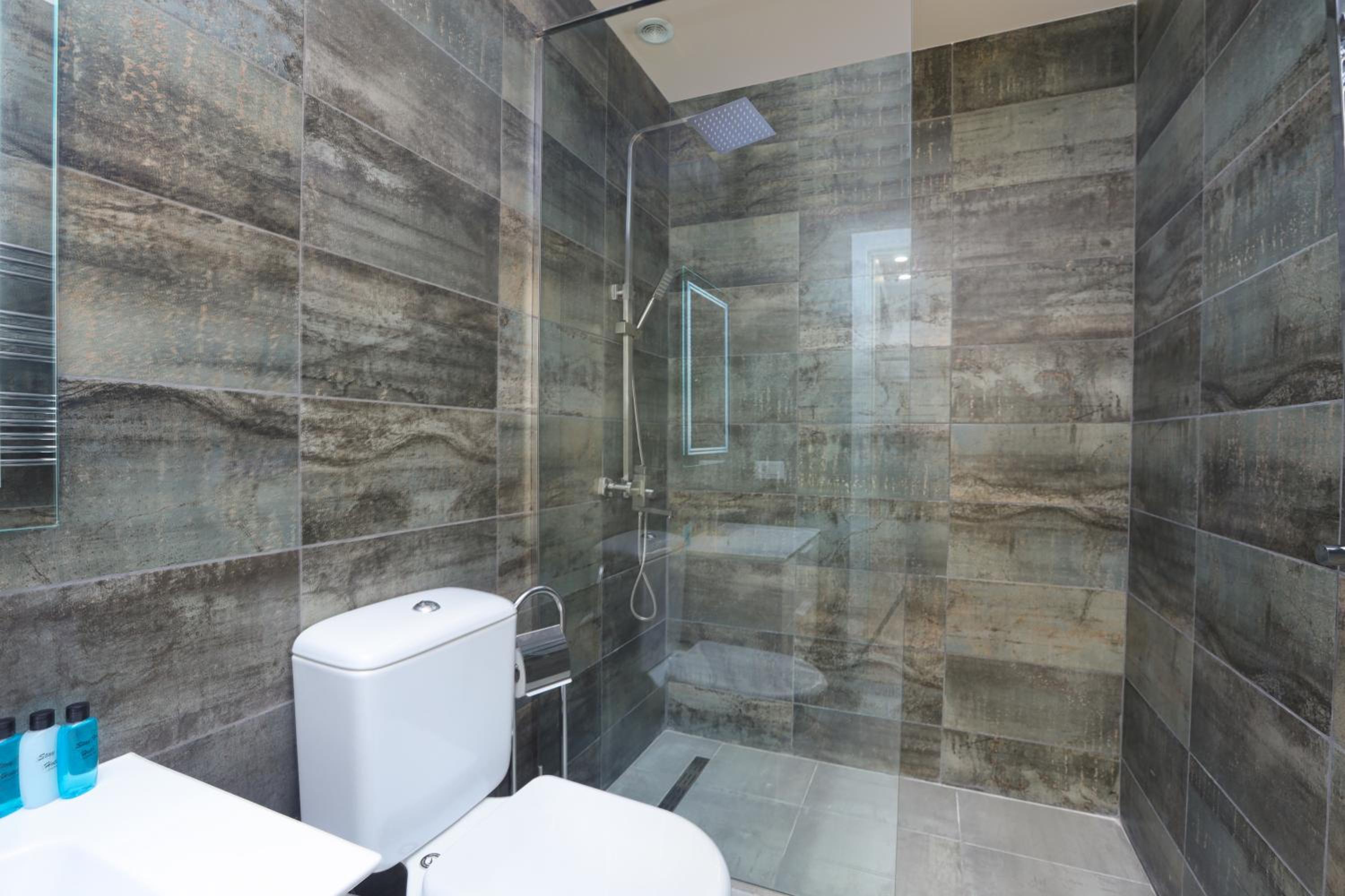 Smart Apartments on Buzand Street 97