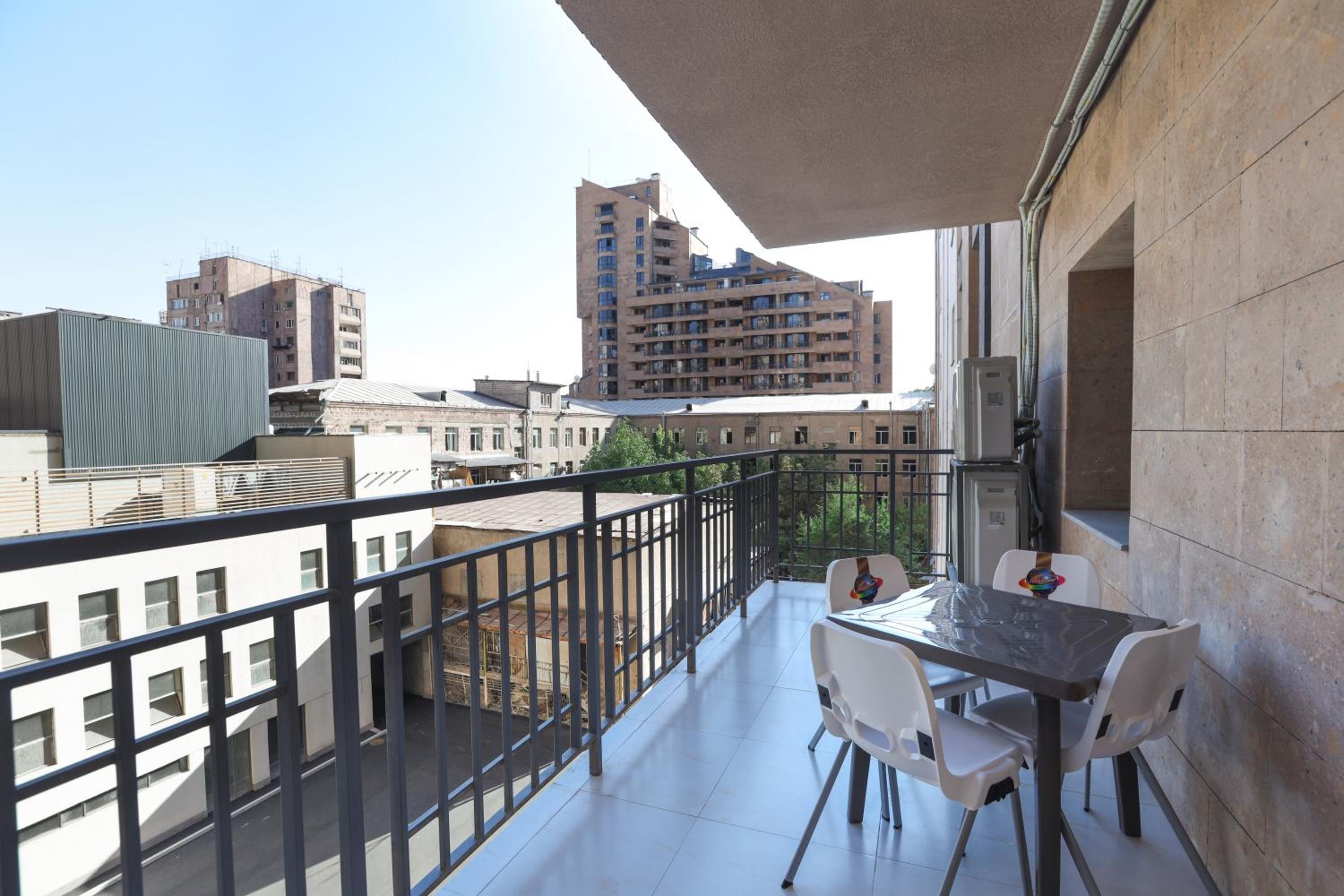Smart Apartments on Buzand Street 97