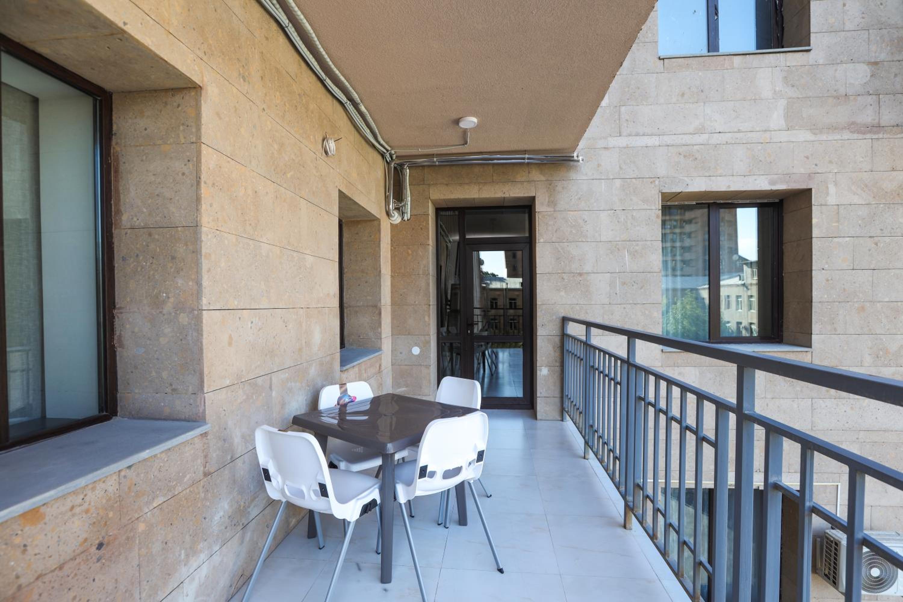 Smart Apartments on Buzand Street 97