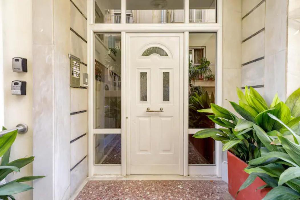Lovely small (parterre) apartment in Thessaloniki view 3