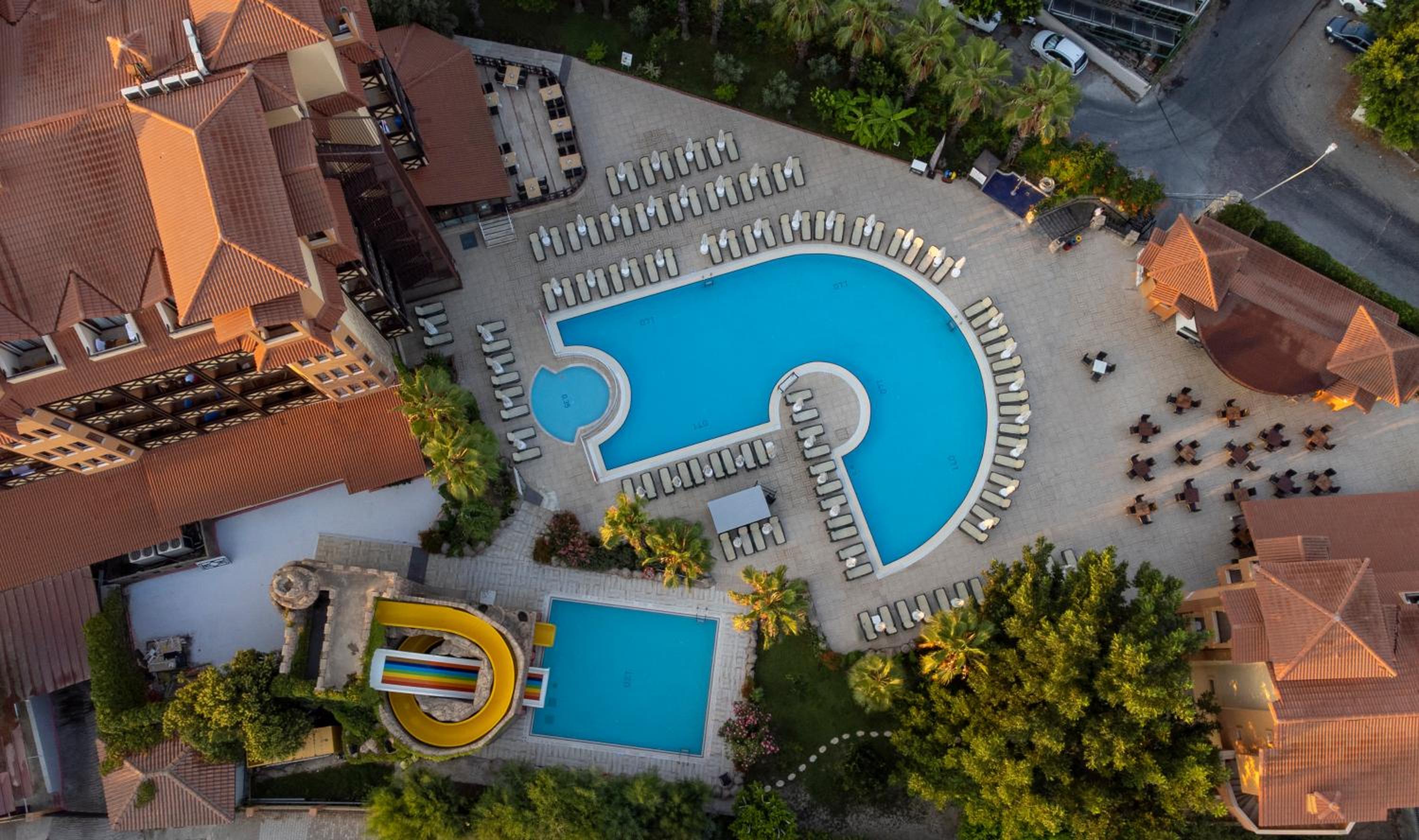 Villa Side Hotel - Image 80