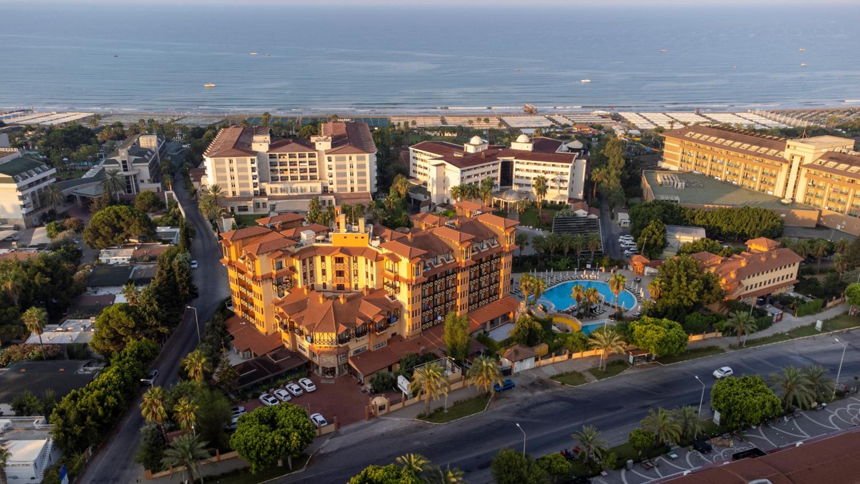 Villa Side Hotel - Image 81