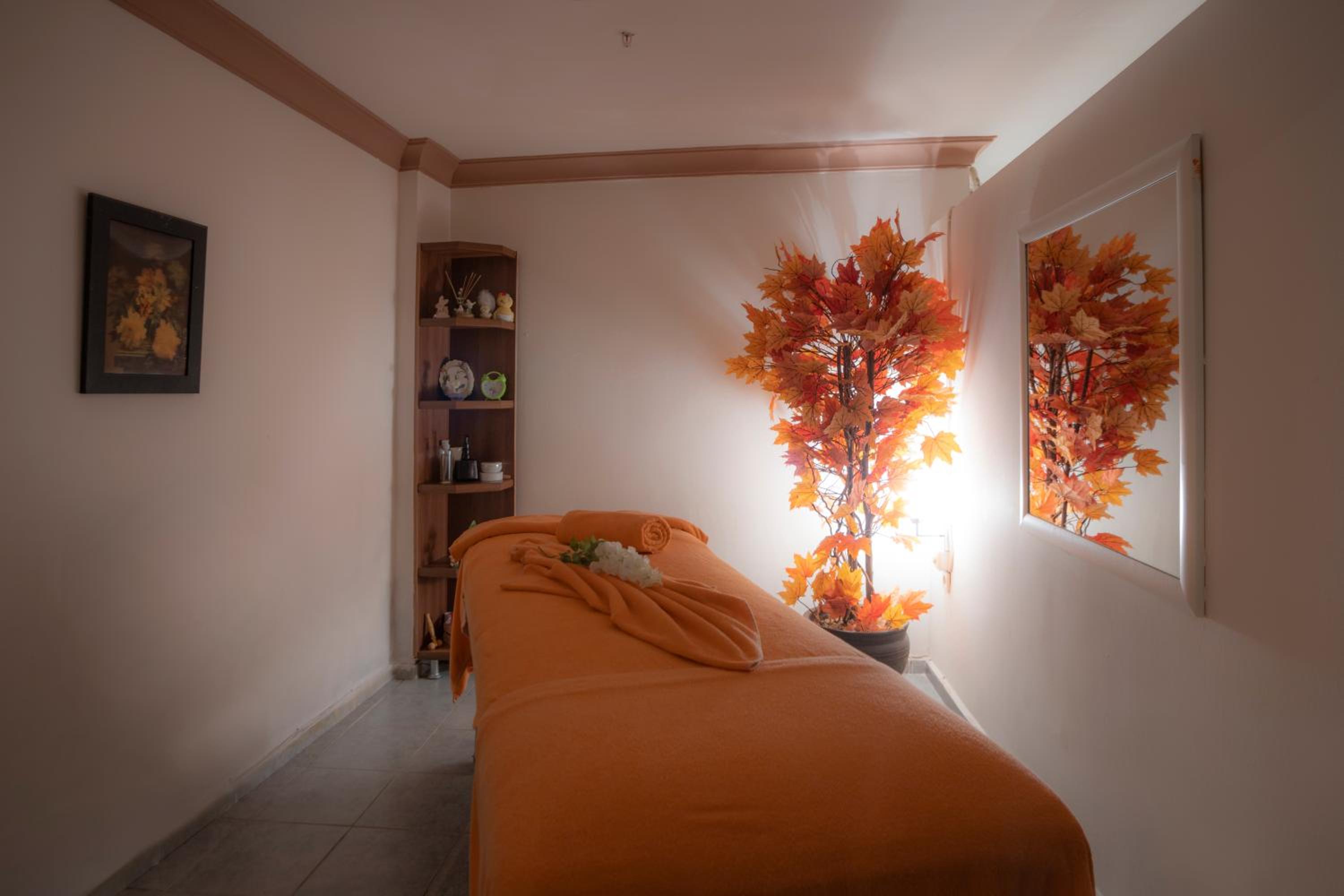 Villa Side Hotel - Image 25