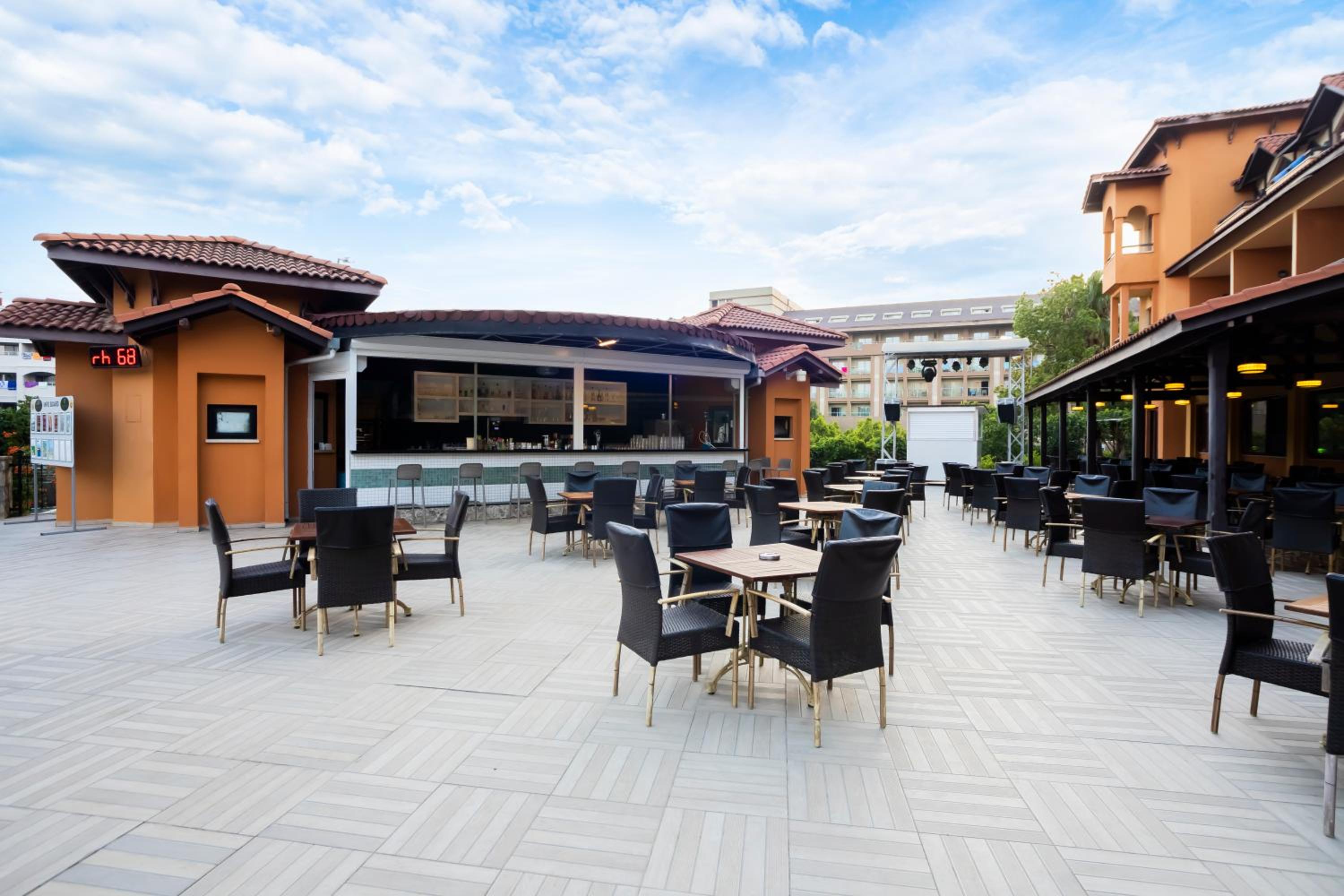 Villa Side Hotel - Image 26