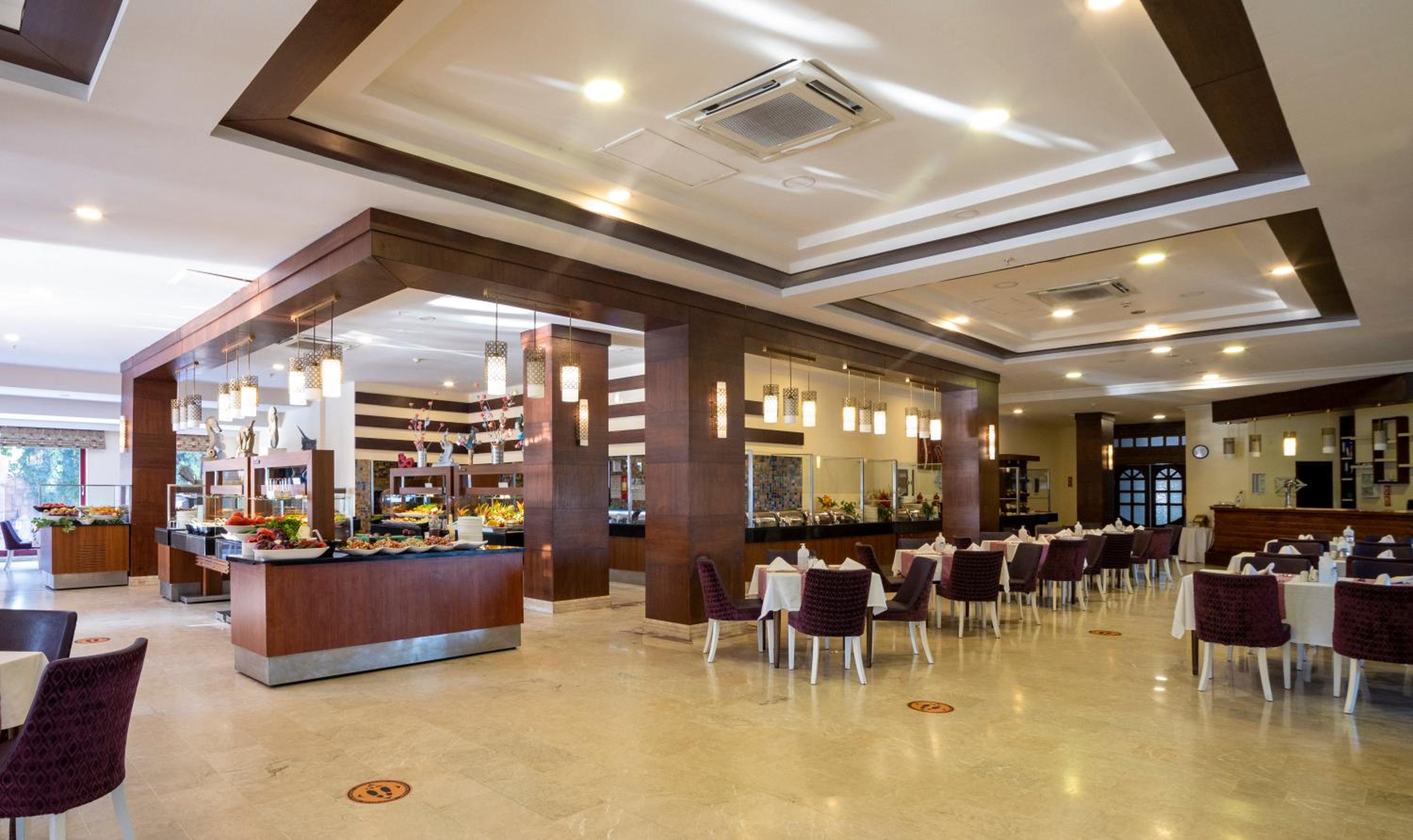 Villa Side Hotel - Image 39