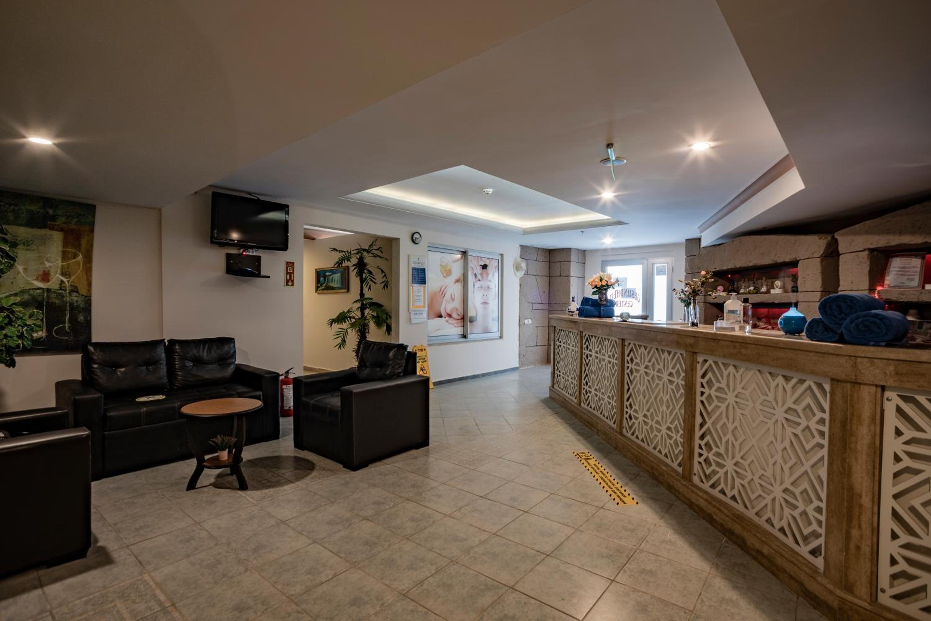 Villa Side Hotel - Image 61