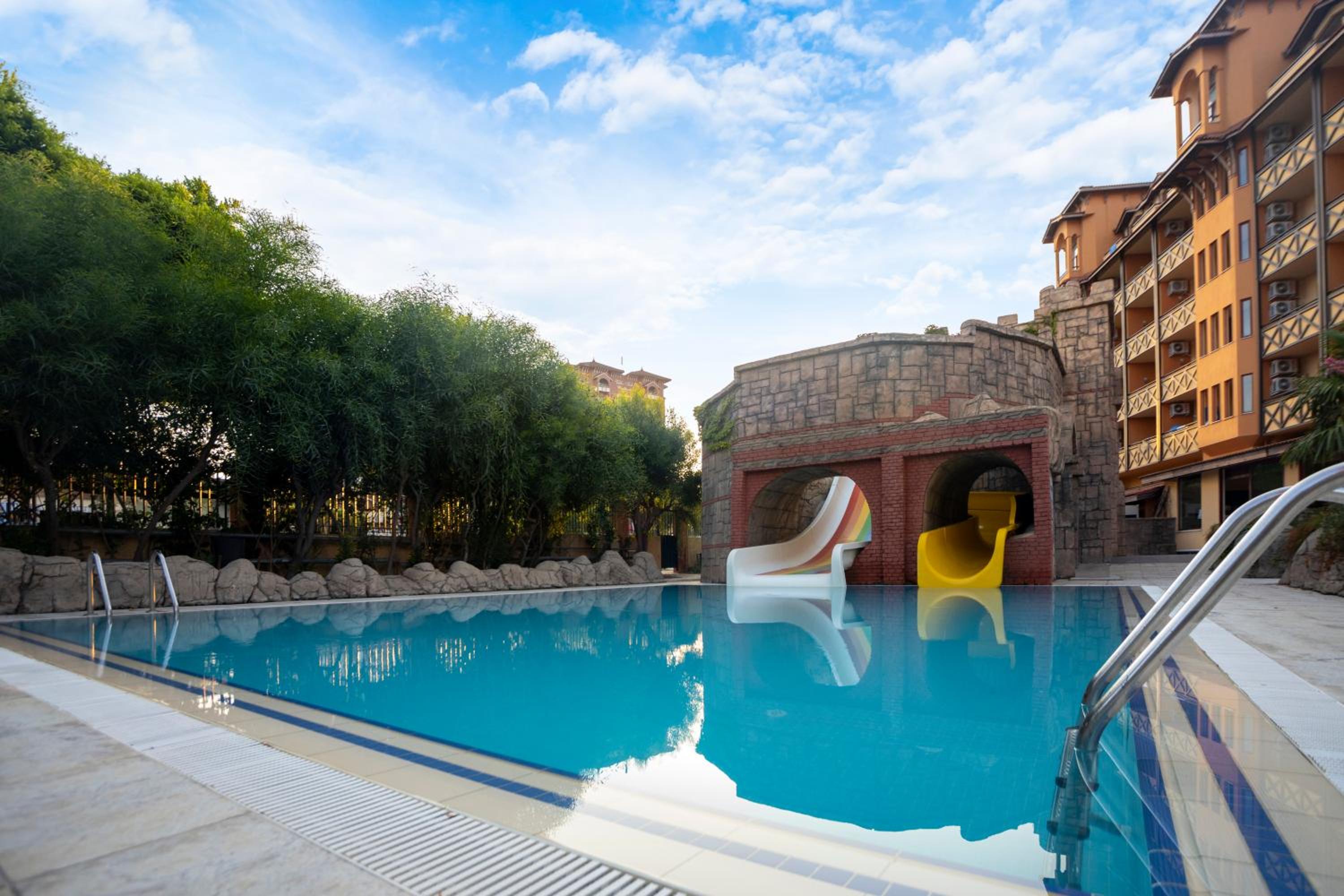 Villa Side Hotel - Image 28