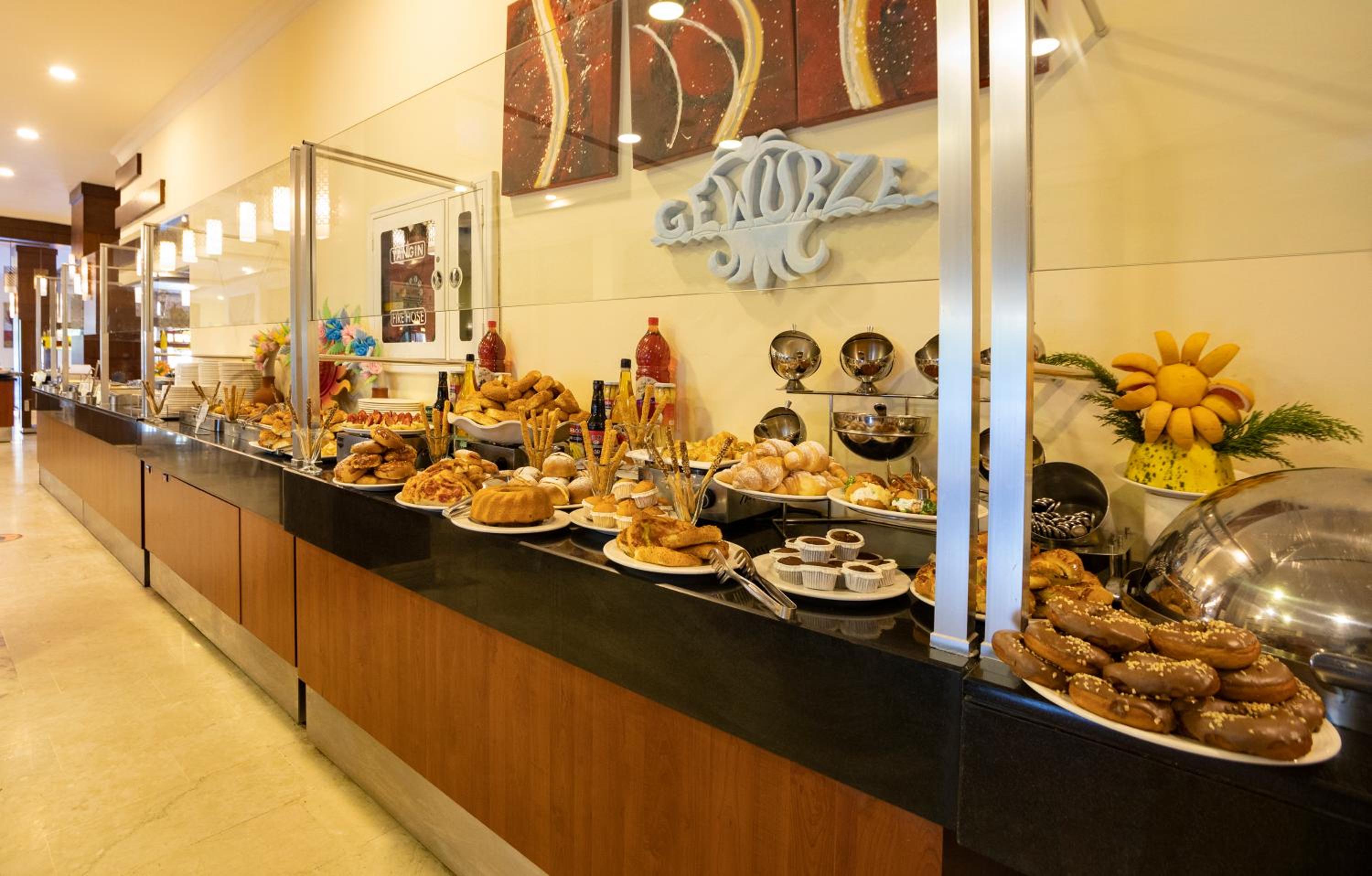 Villa Side Hotel - Image 35