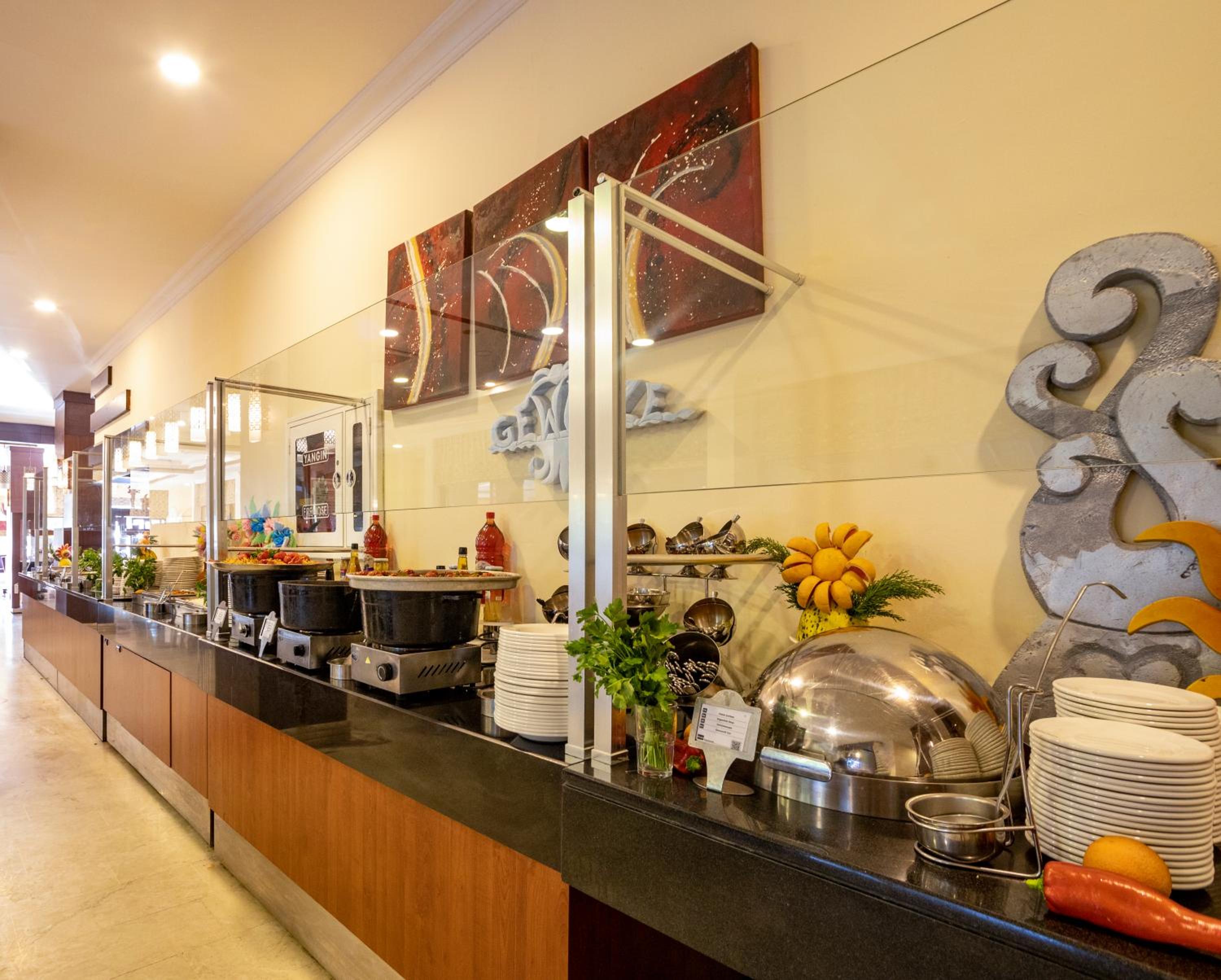 Villa Side Hotel - Image 31