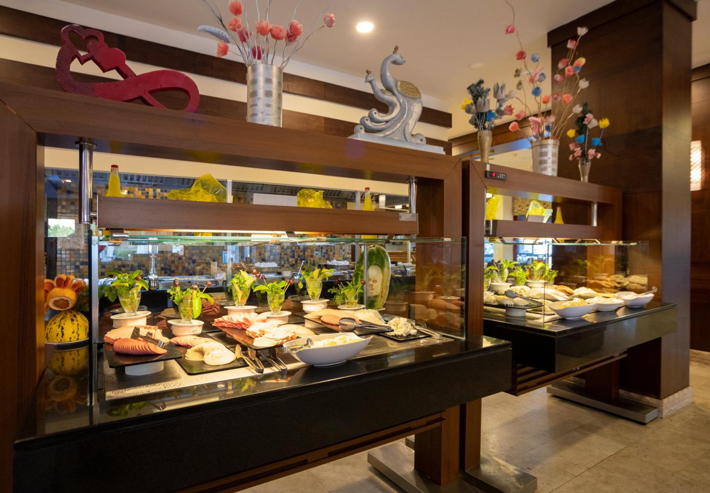 Villa Side Hotel - Image 32