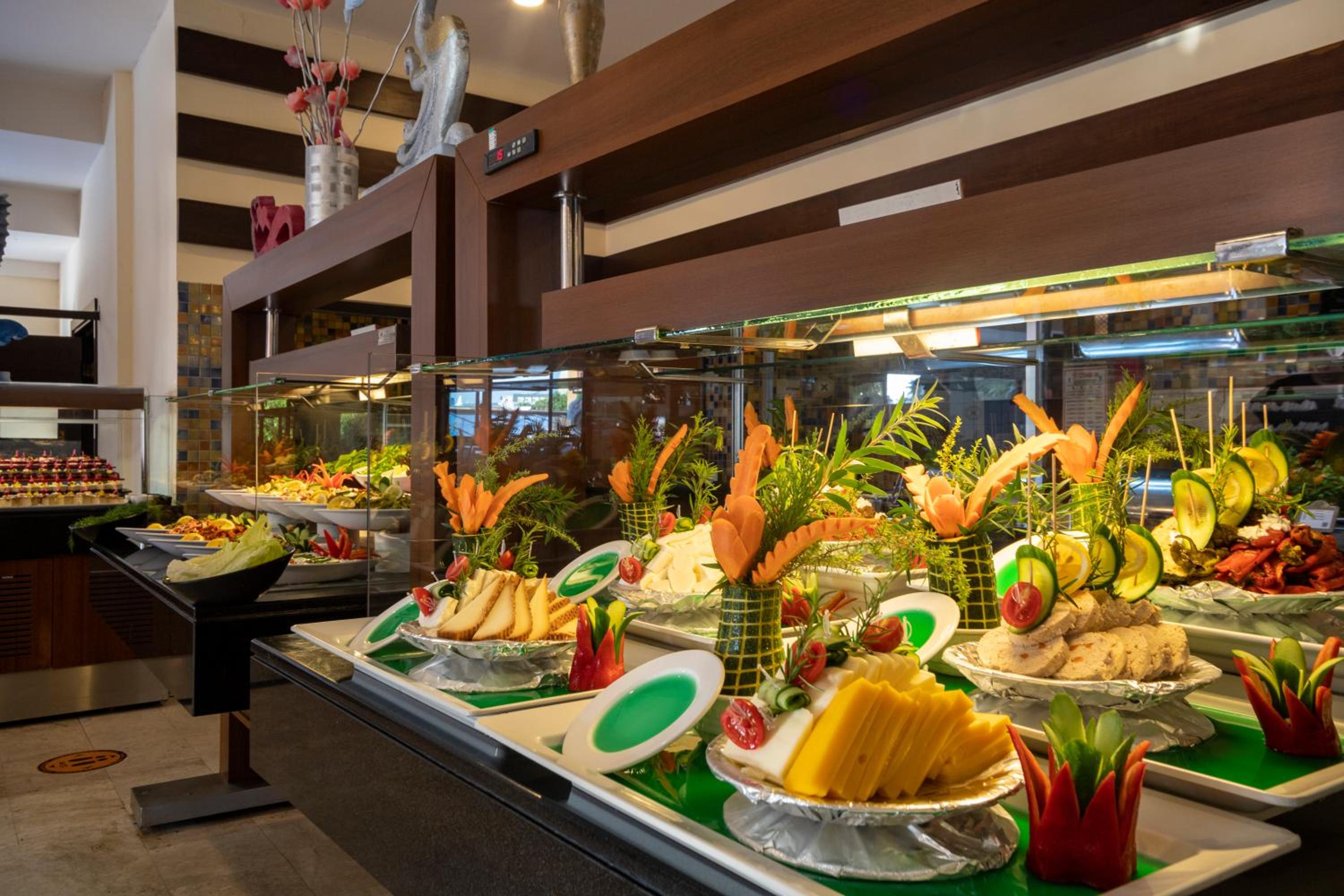 Villa Side Hotel - Image 38