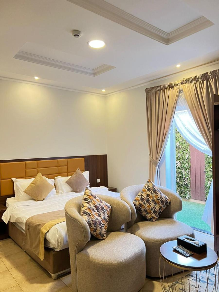 Al Moteb Suites Al Mursalat