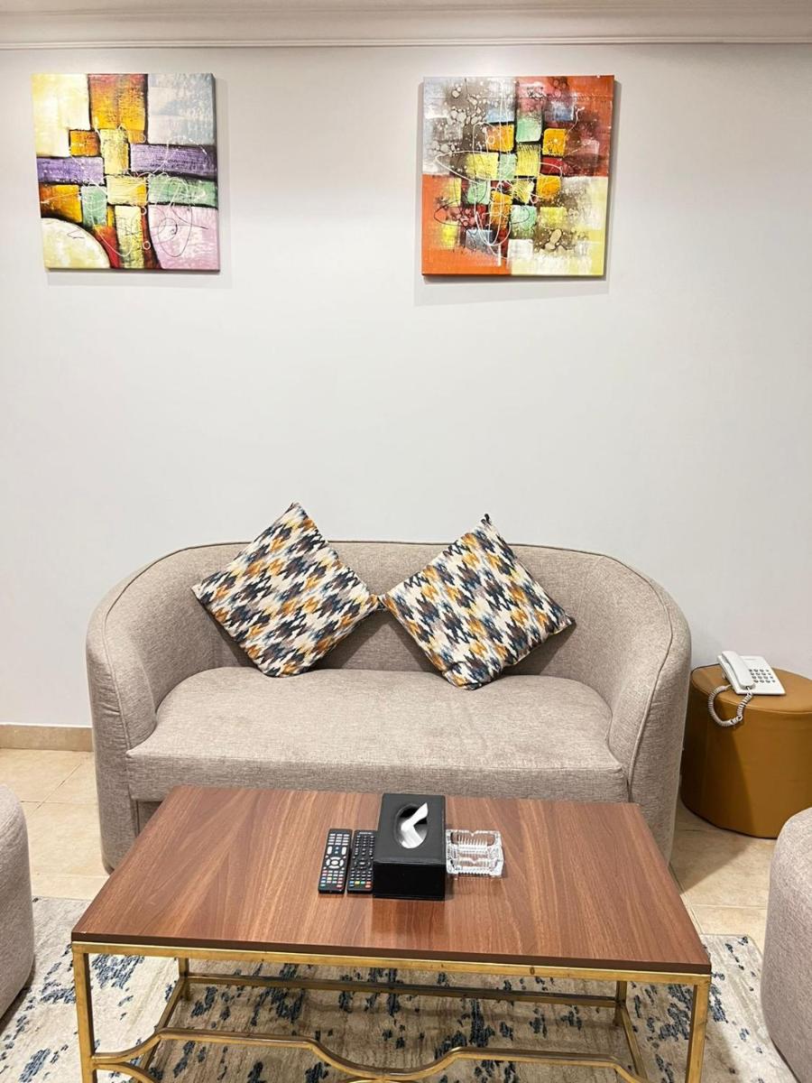 Al Moteb Suites Al Mursalat