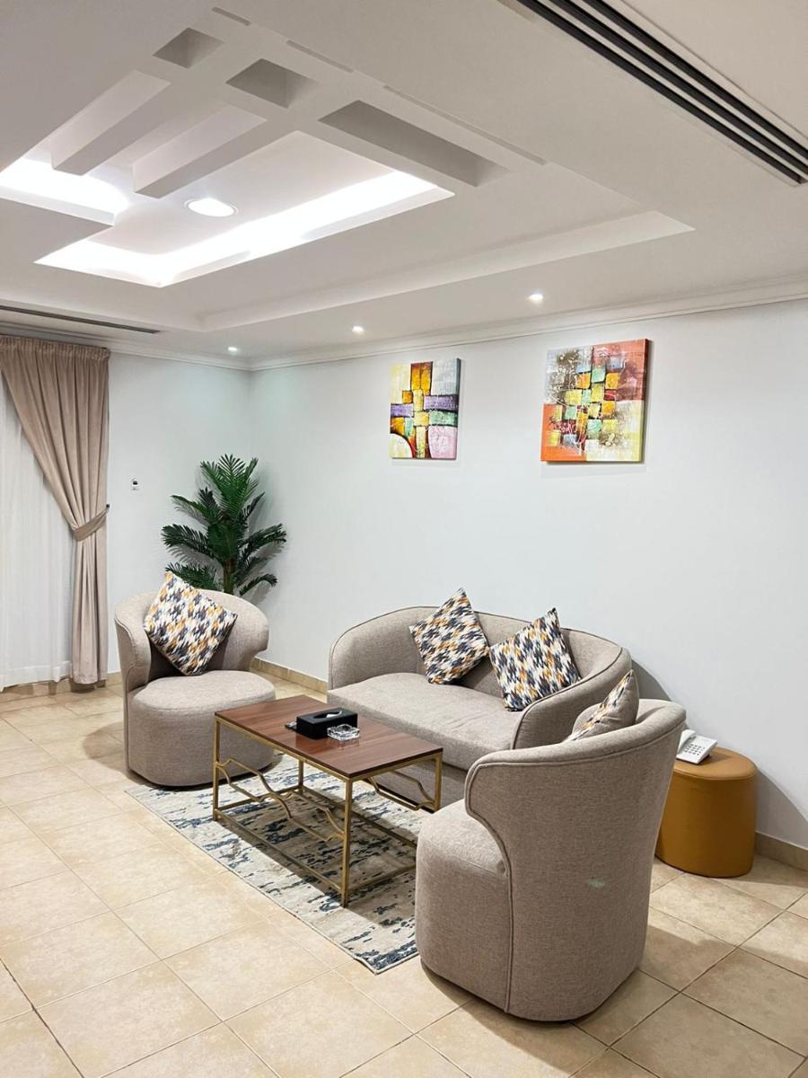 Al Moteb Suites Al Mursalat