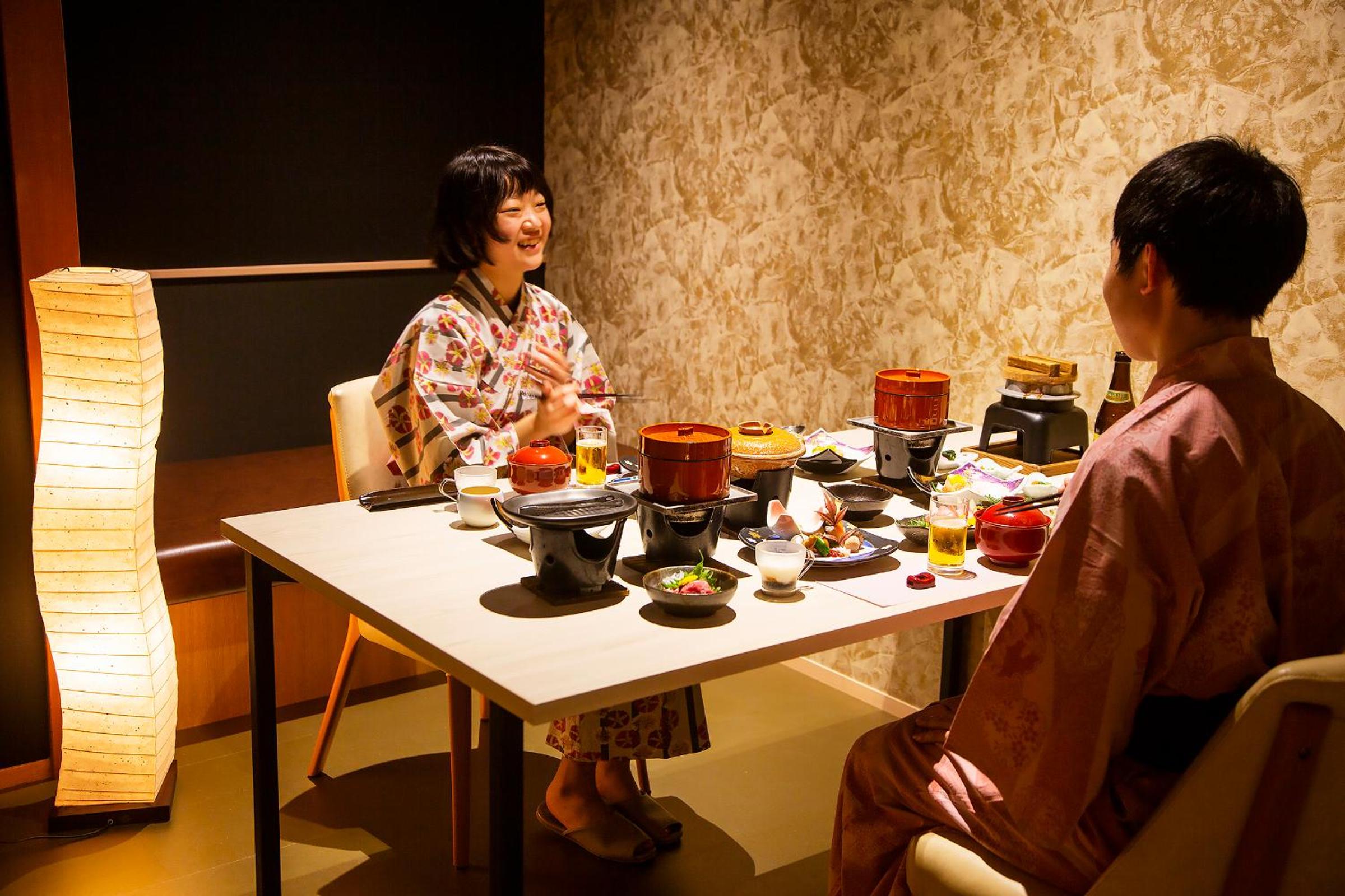 dining