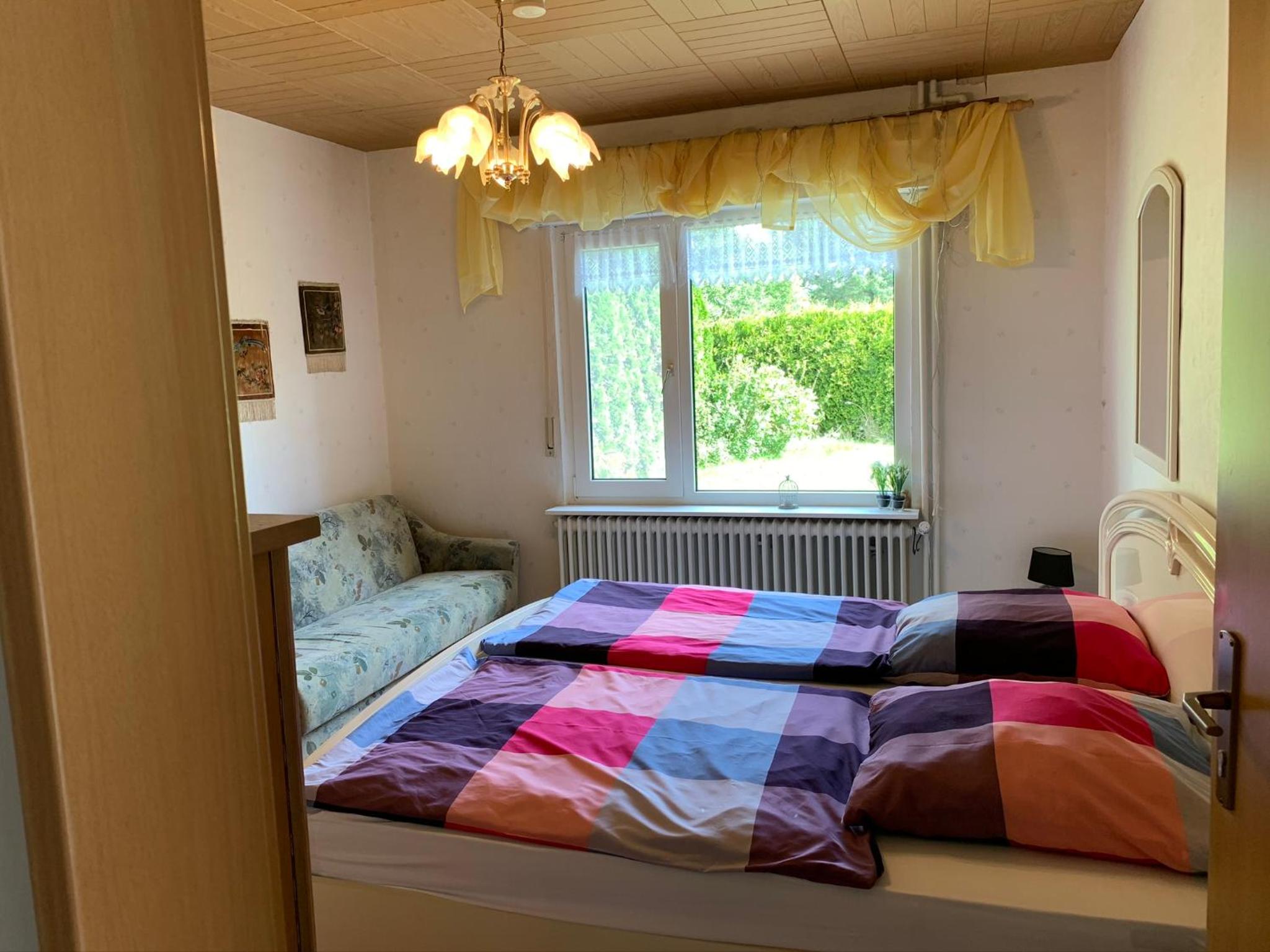 kleines Ostfriesenhaus mitten im Grünen, Mindestaufenthalt 3 Tage, bitte vorher anfragen, Endreinigung 60 vor Ort an Hausverwalter, Tier Pro Tag 5