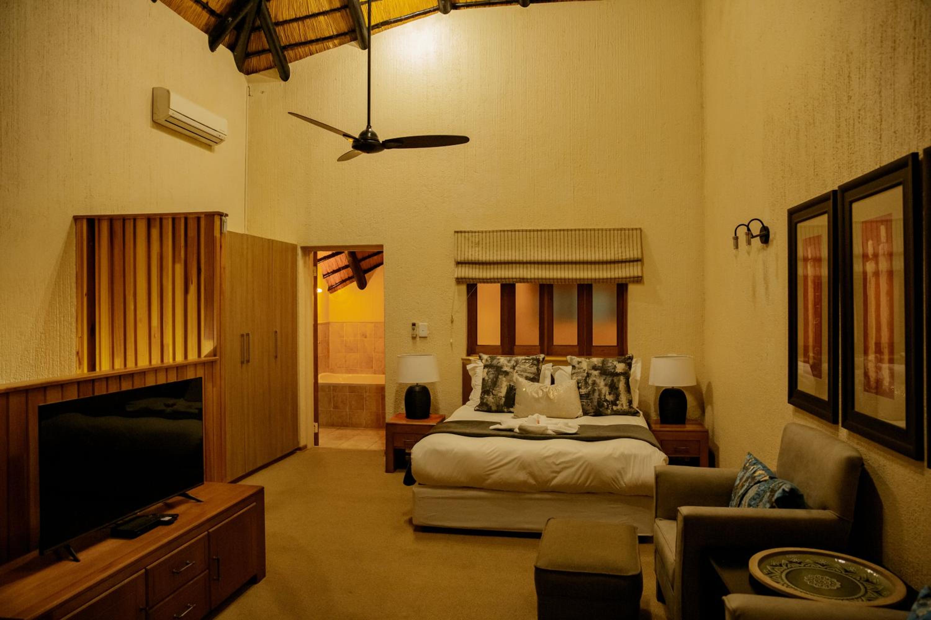 Hazyview Vacations - Kruger Park Lodge - Luxury Inyamatane Chalets - Property Image 53