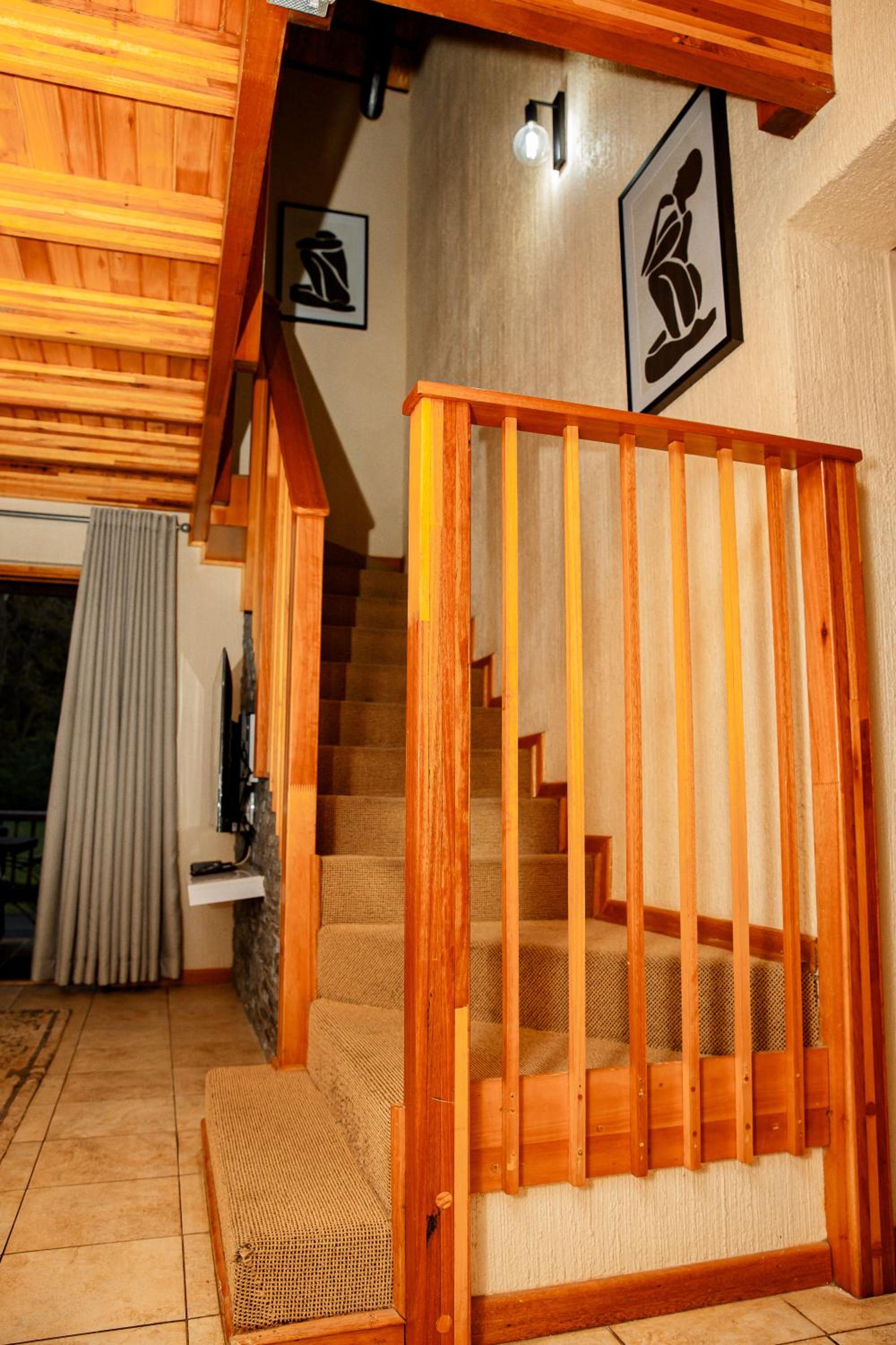 Hazyview Vacations - Kruger Park Lodge - Luxury Inyamatane Chalets - Property Image 34