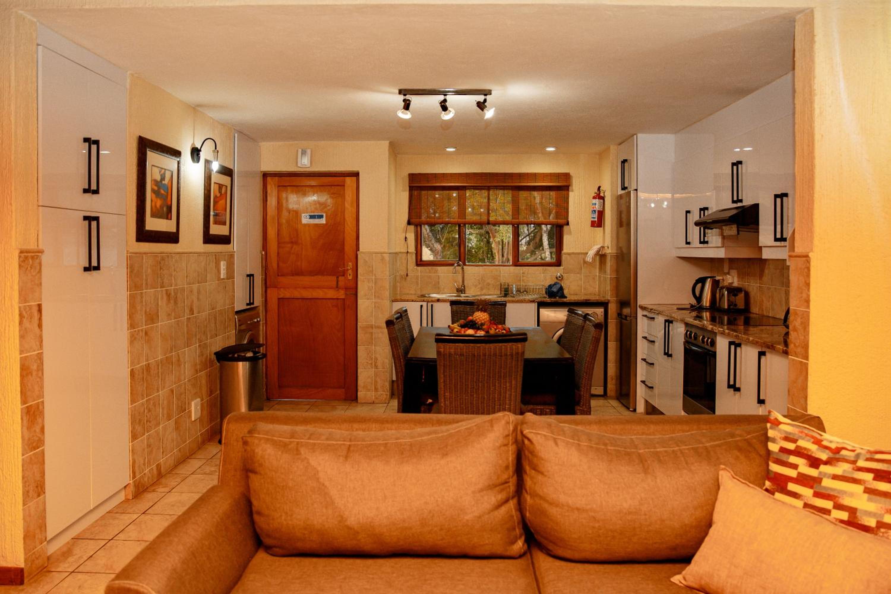 Hazyview Vacations - Kruger Park Lodge - Luxury Inyamatane Chalets - Property Image 48