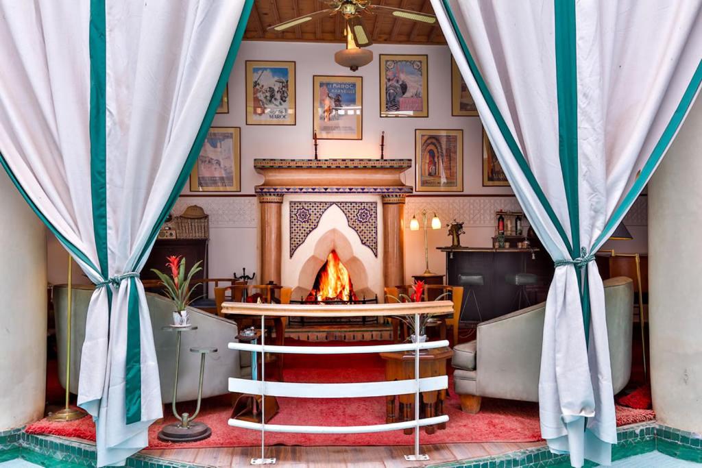 lounge