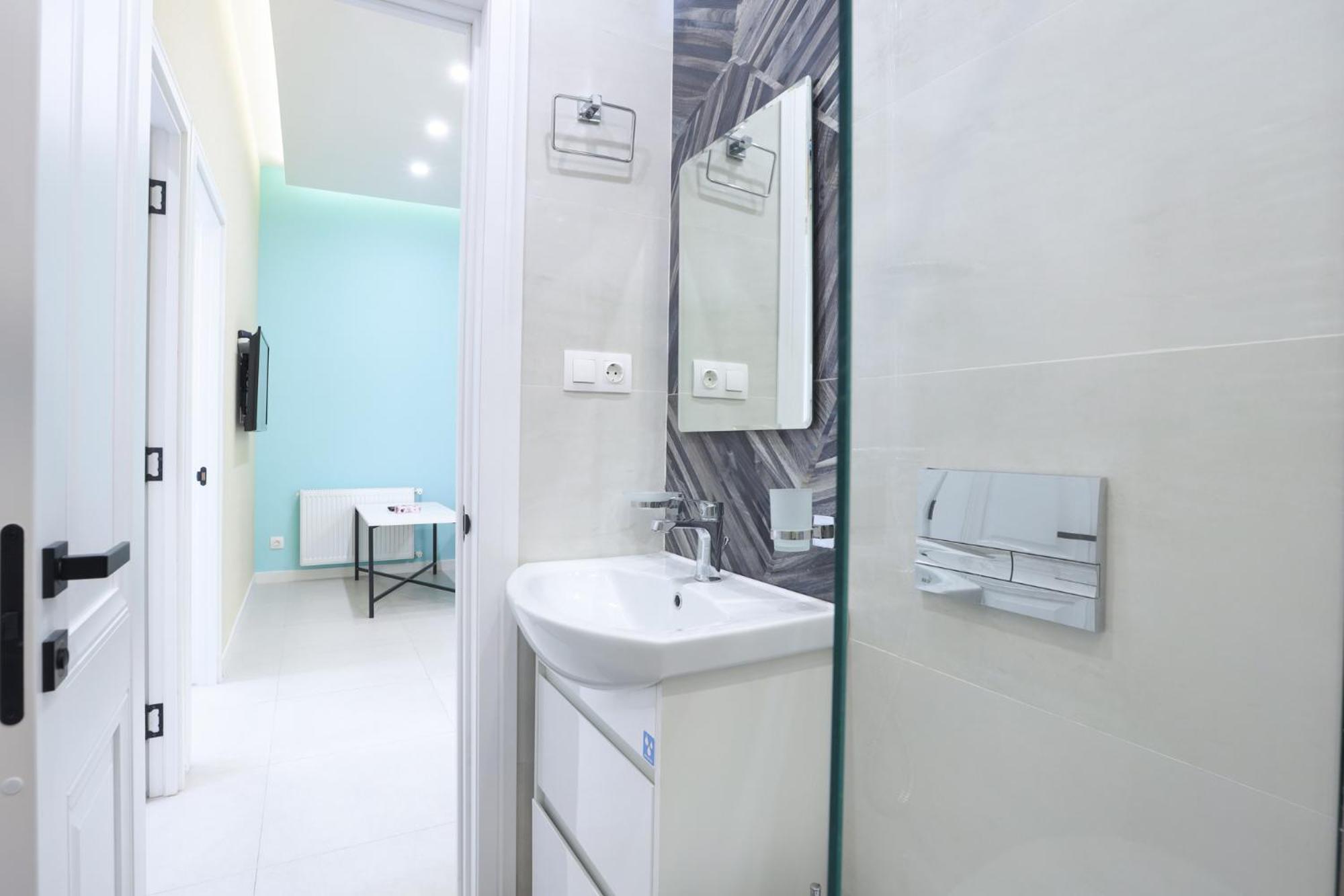 Apart-Hotel on Amiryan 26-4