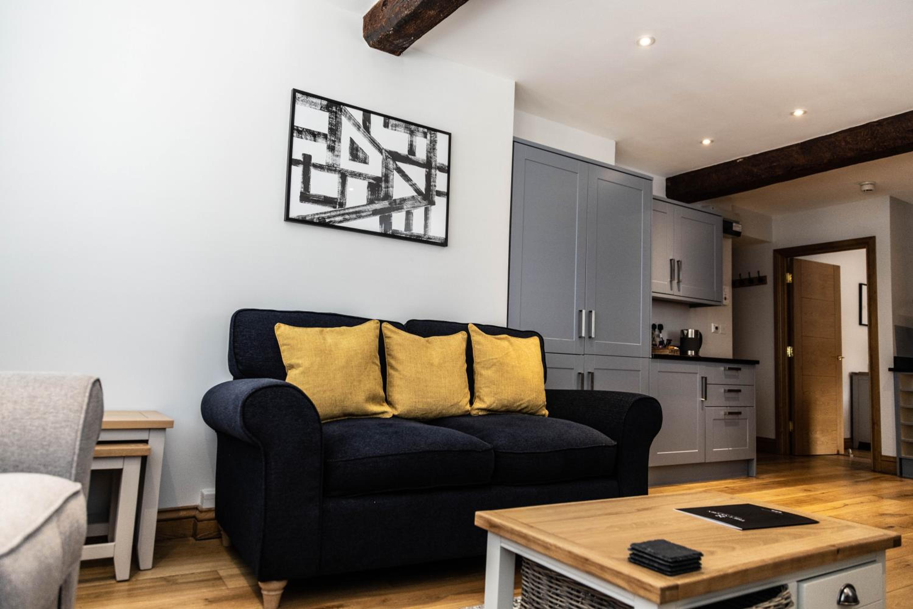 The Unicorn (Apartments)