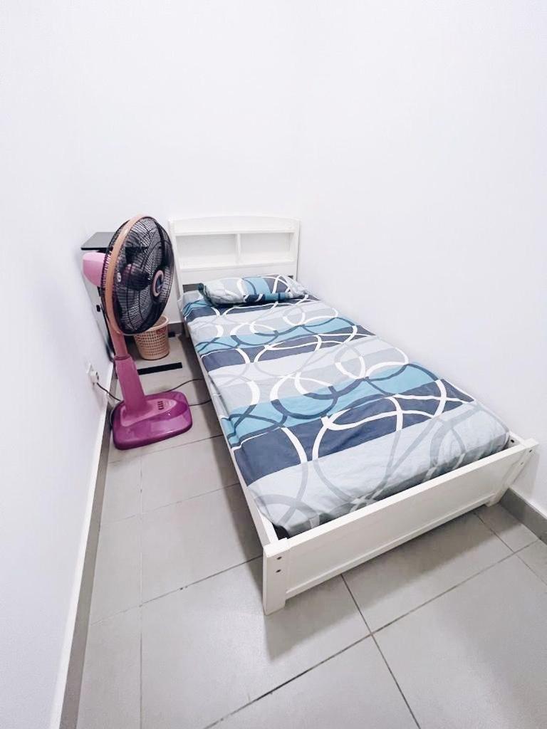 PROMO Connected train 4 Bedroom ABOVE MALL 20
